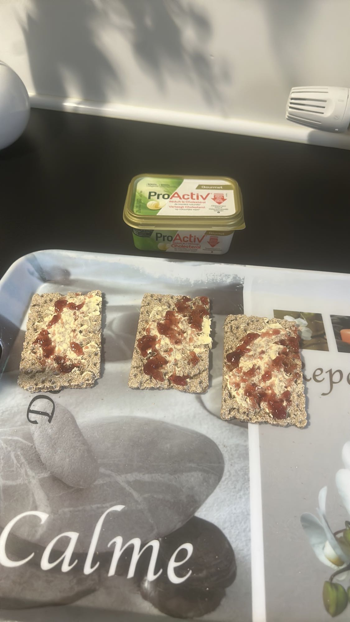 Tartines croquantes confiture