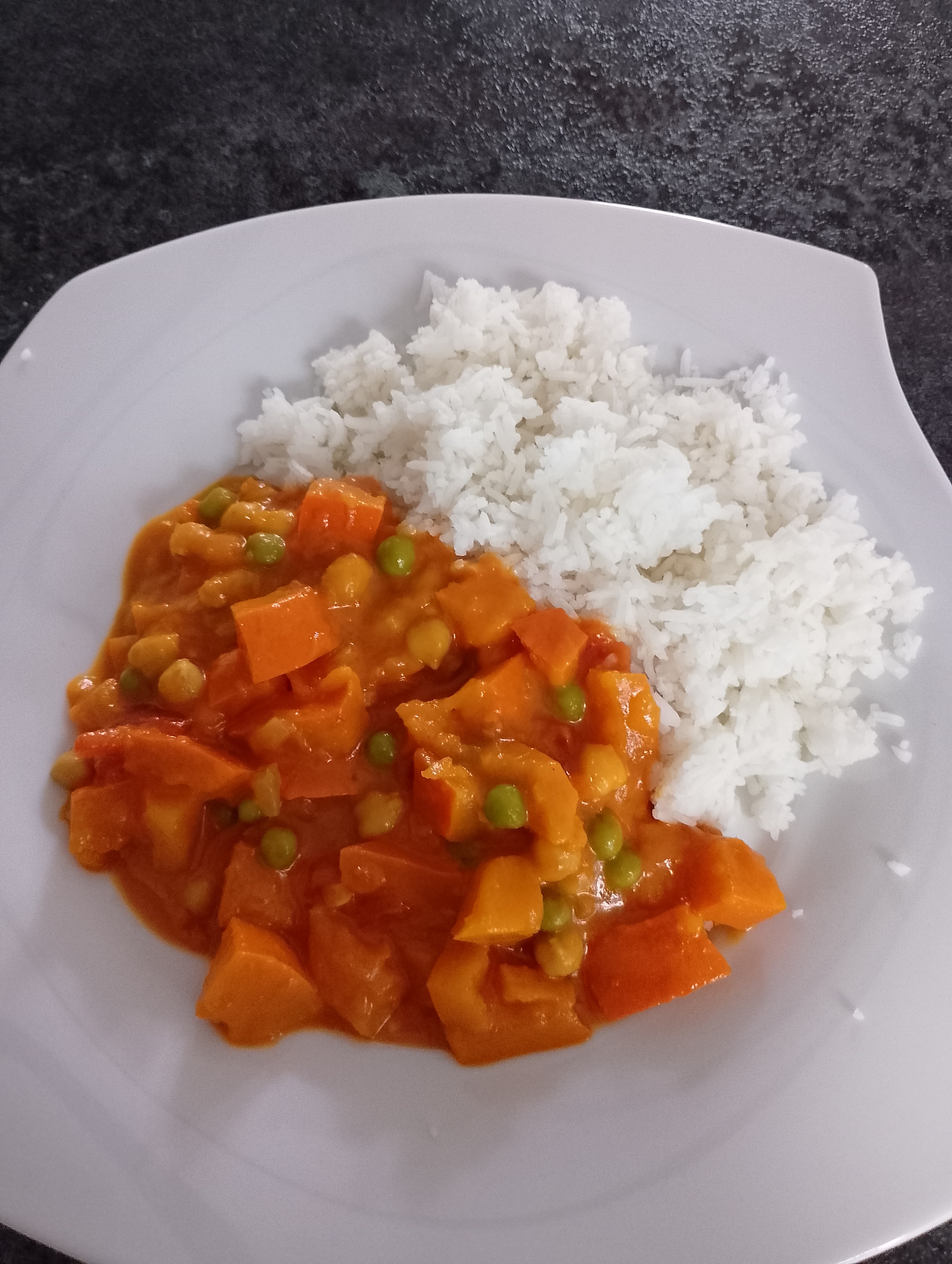 Reis mit Gemüsecurry