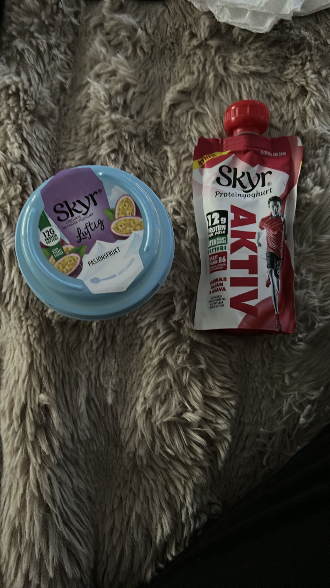 Skyr yoghurt duo