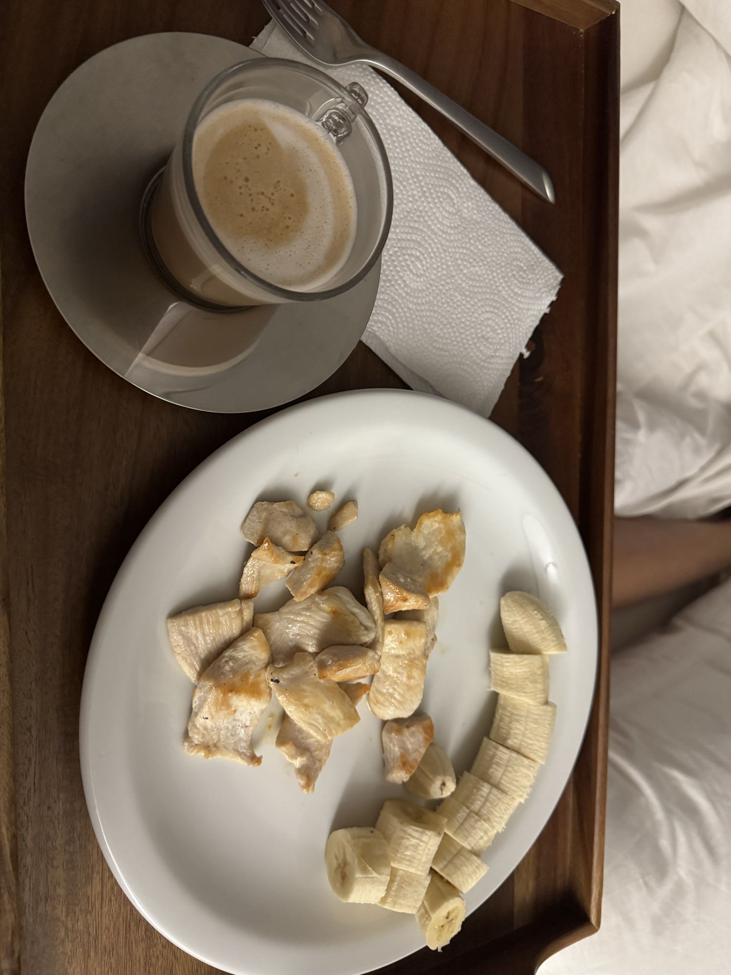 Pollo, plátano y café