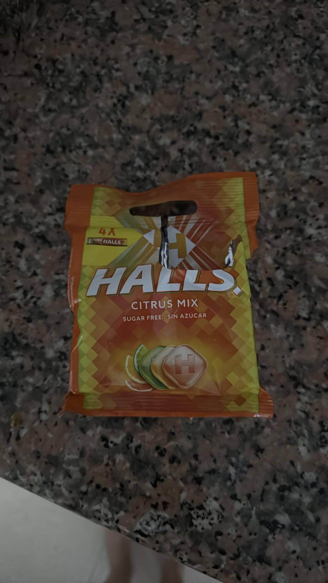 Halls Citrus Mix Candy