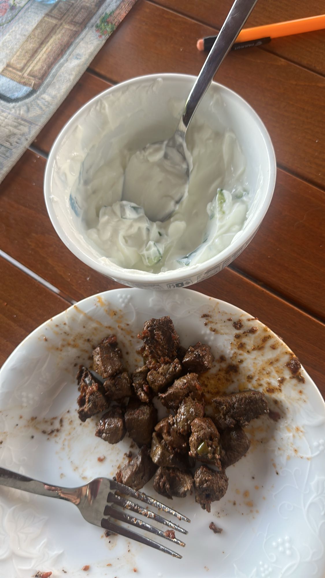 Grilled liver with yogurt