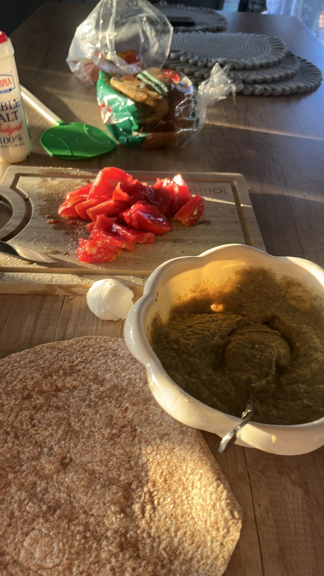 Wrap cu legume și lipie