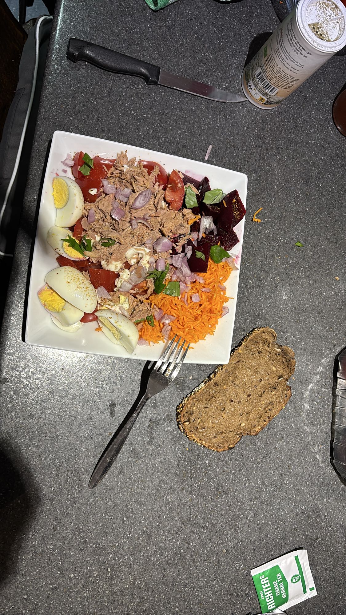Salade au thon et œufs