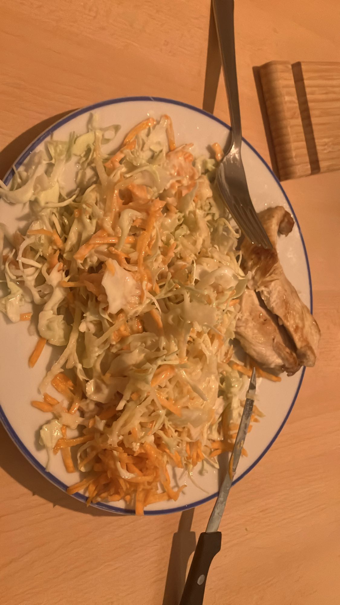 Salada de frango e repolho