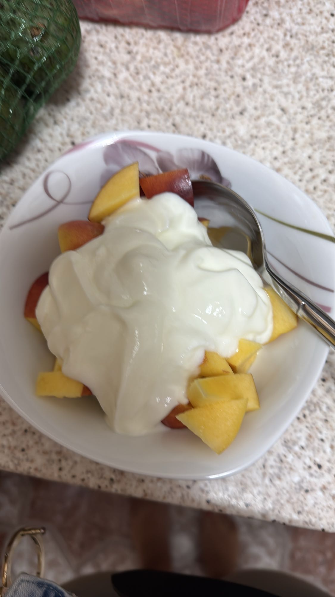 Joghurt mit Pfirsich