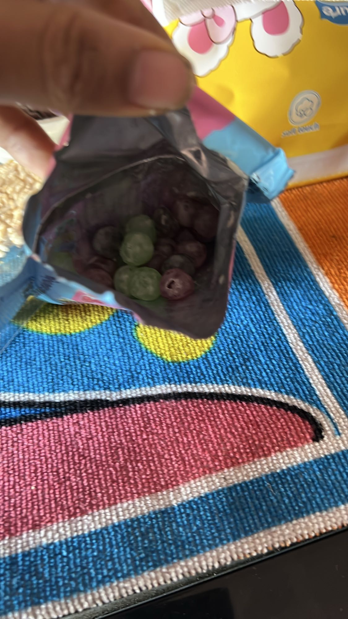 ស្ករគ្រាប់ពណ៌