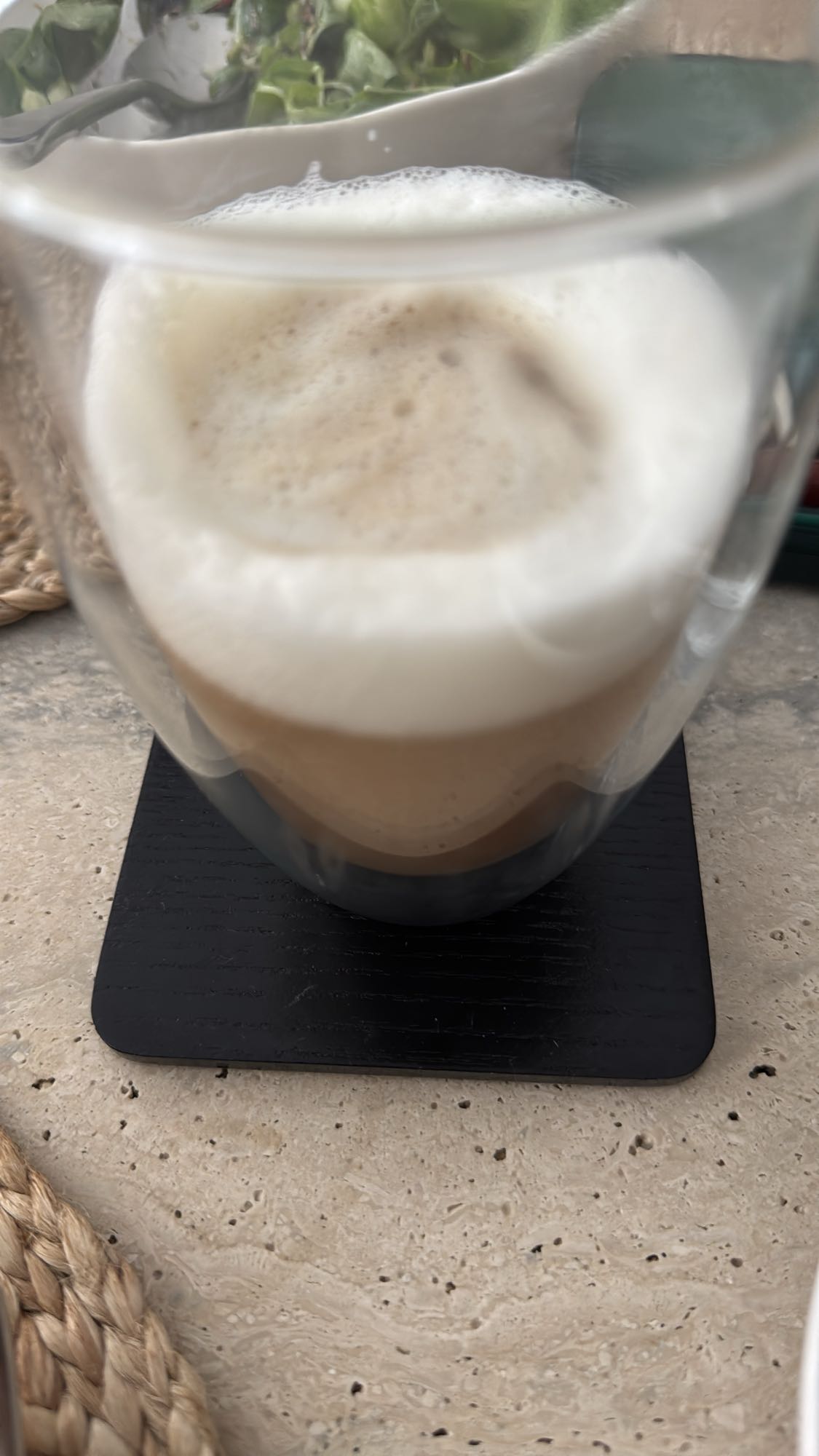 Капучино на миндальном молоке без кофеина