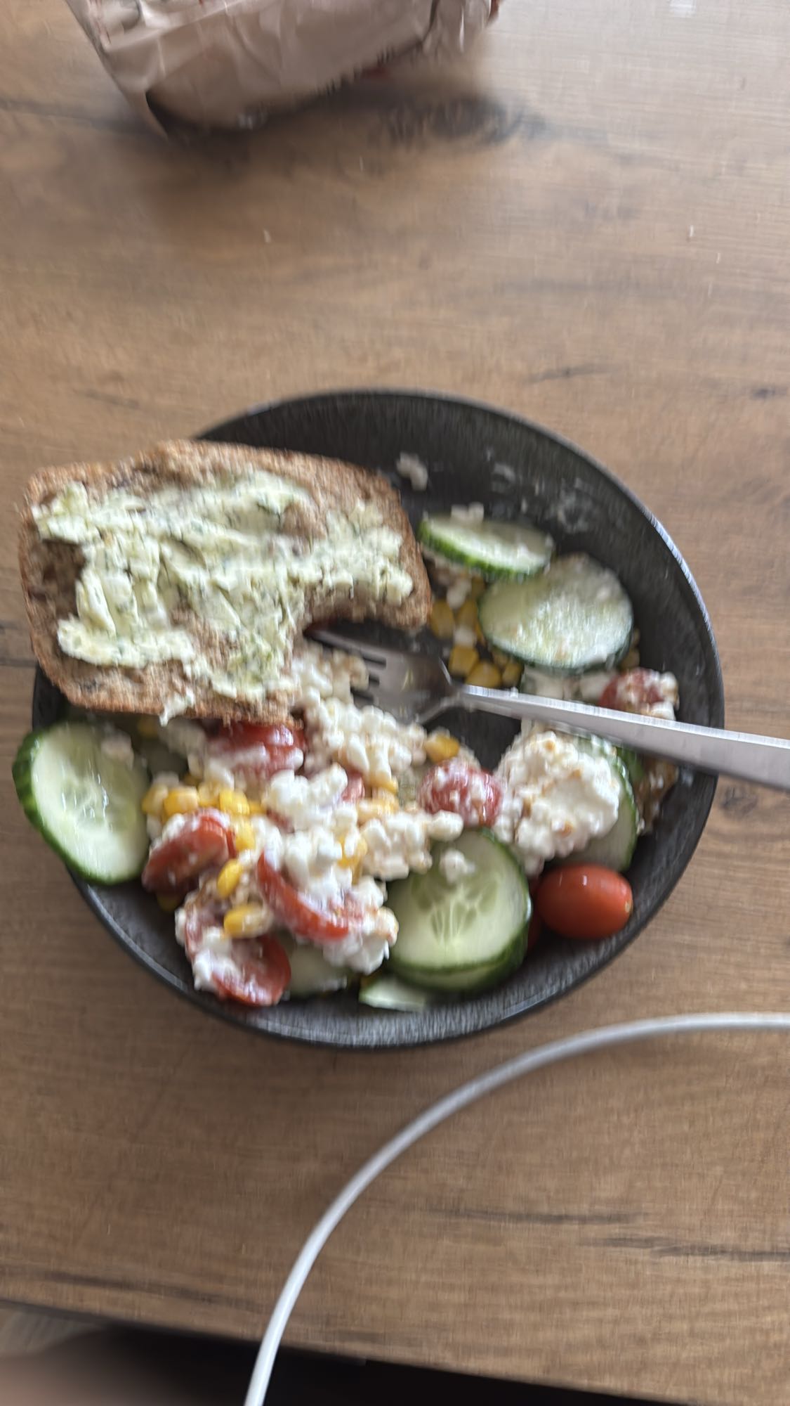 Hüttenkäse-Gemüse-Snack