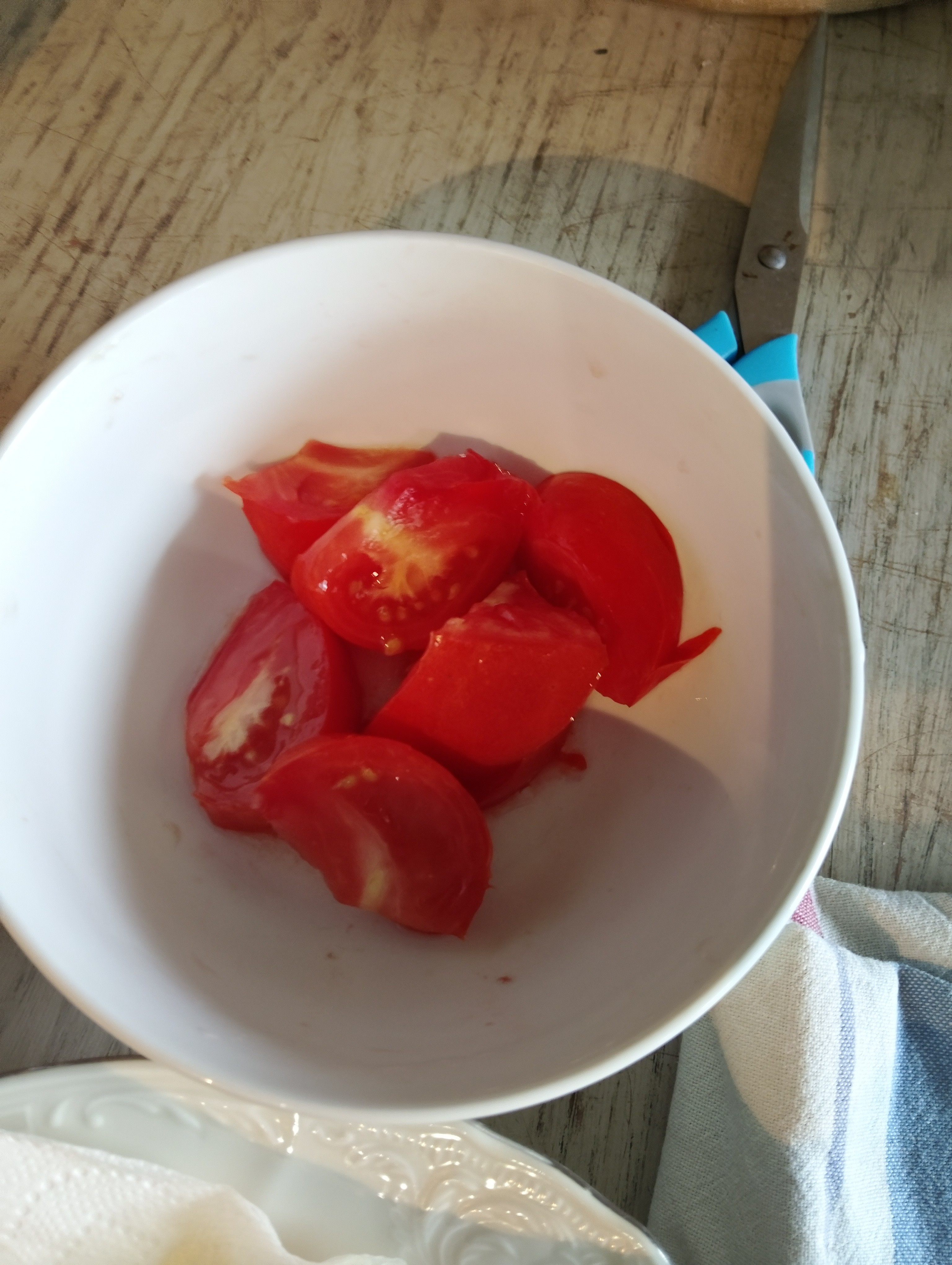 Tomato slices bowl