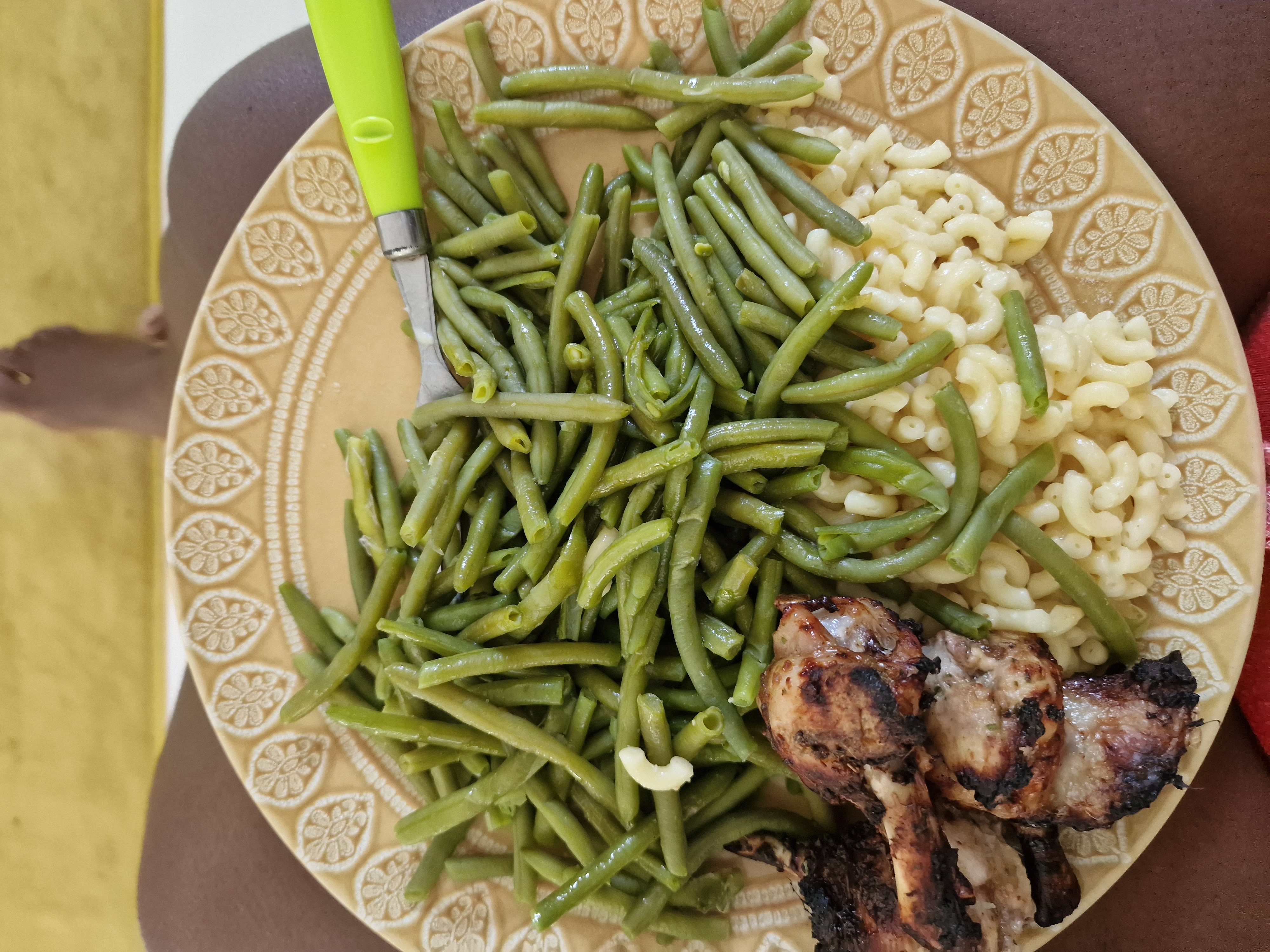 Haricots, pâtes, poulet