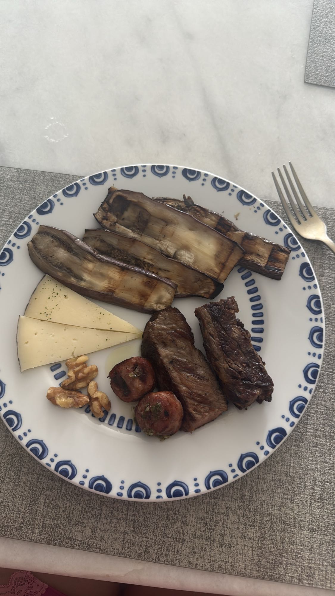 Parrillada con berenjena