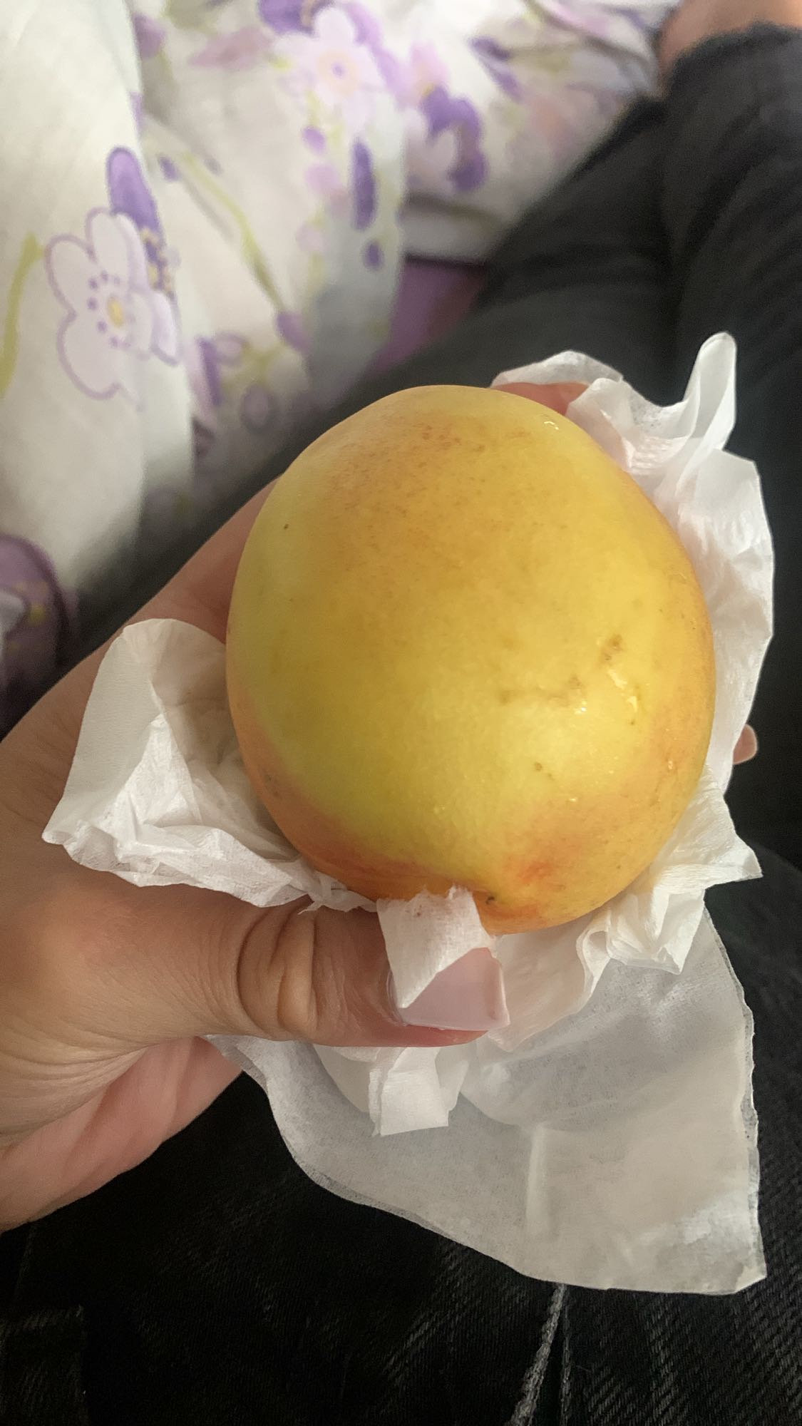 Fresh peach snack