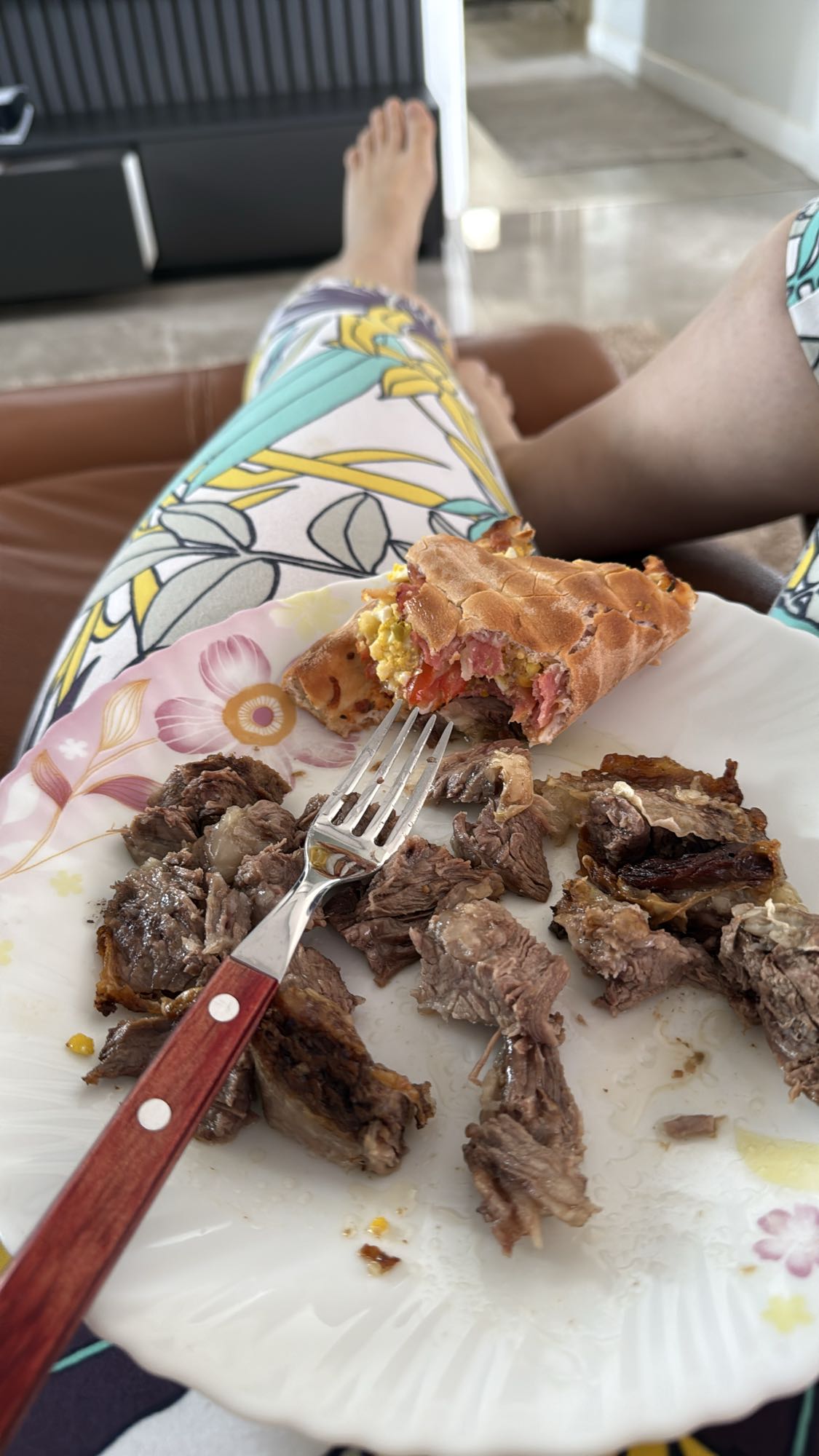 Carne com sanduíche