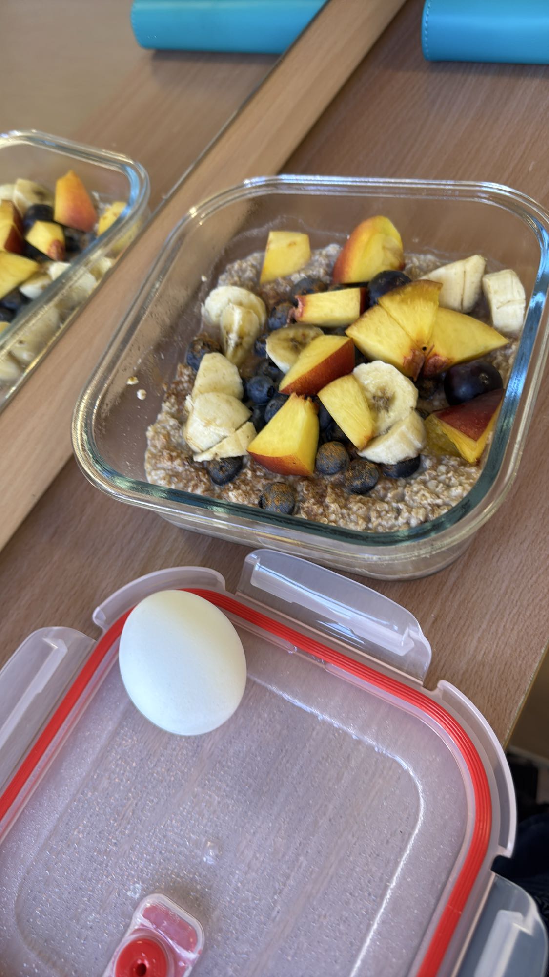 Havermout met fruit en ei