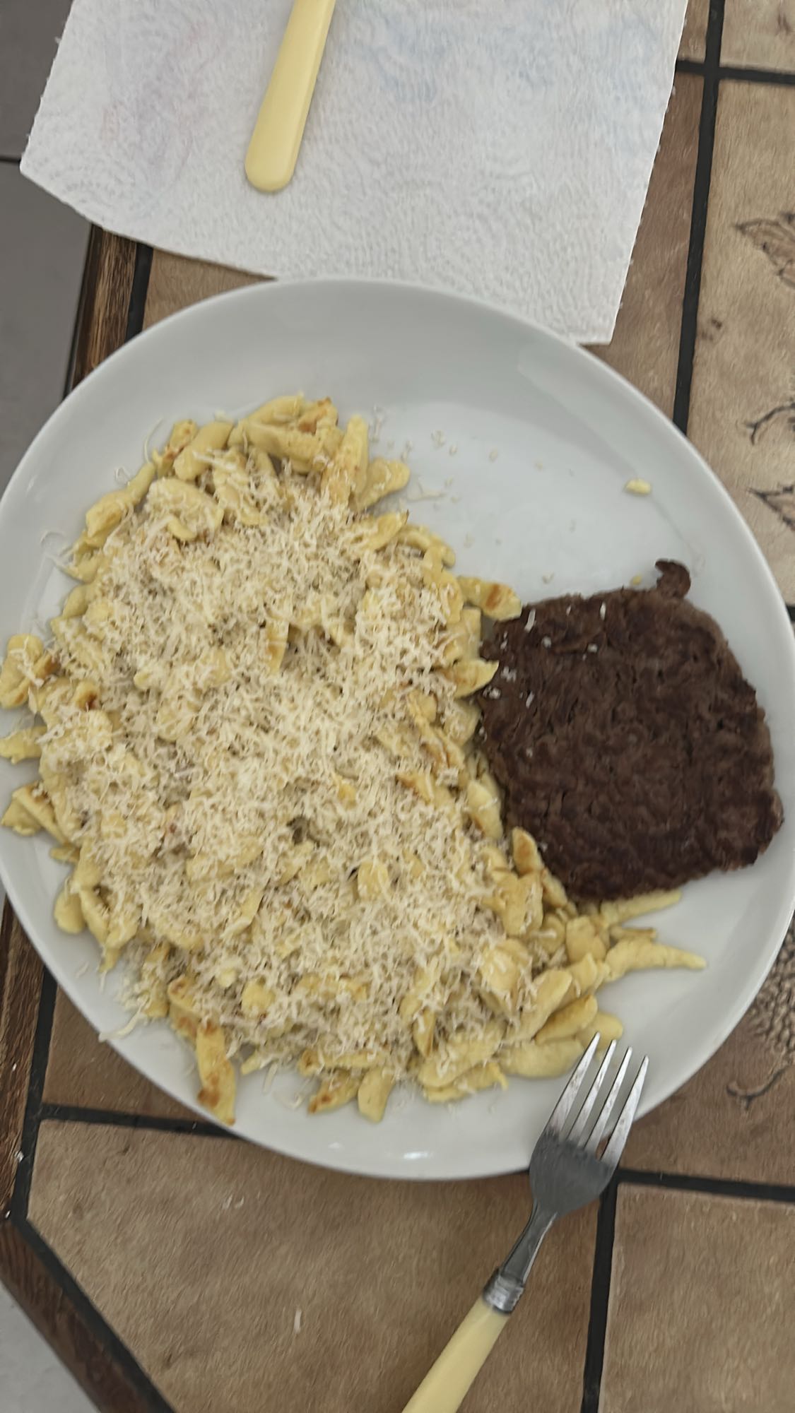 Spätzle au fromage et steak
