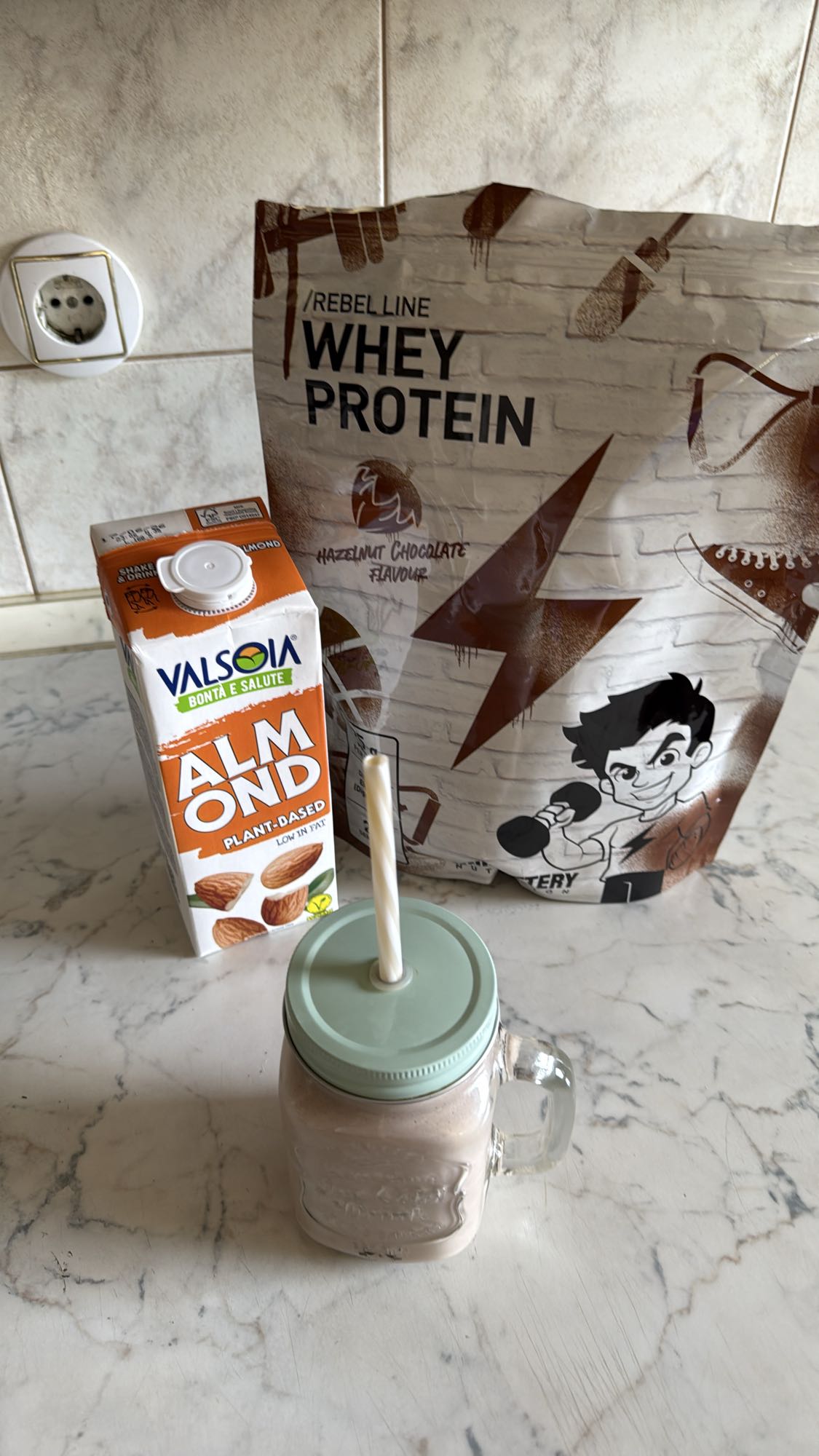 Protein Almond Shake