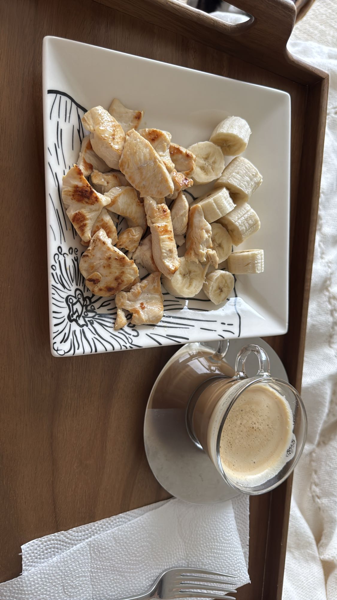 Pollo, plátano y café