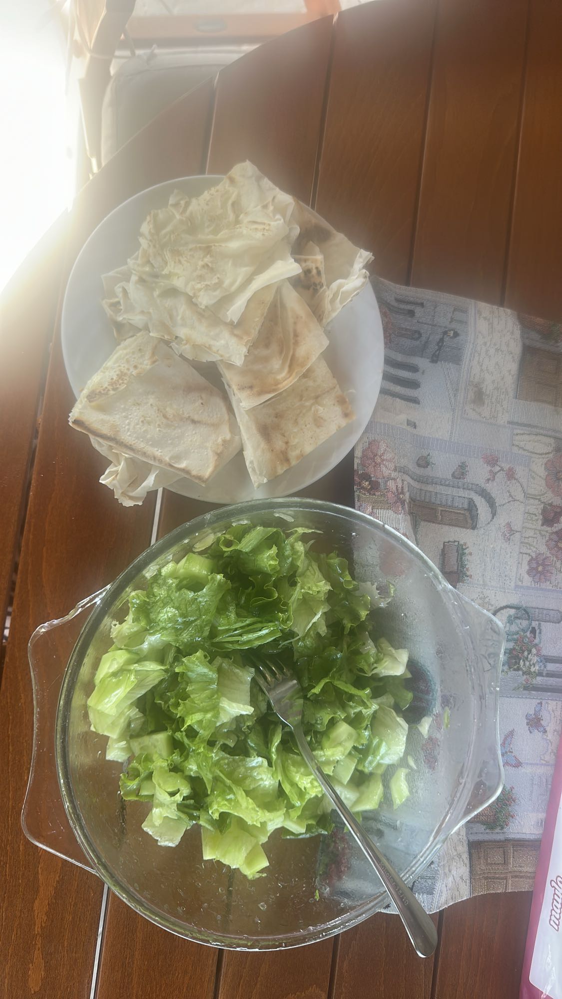Flatbread and green salad