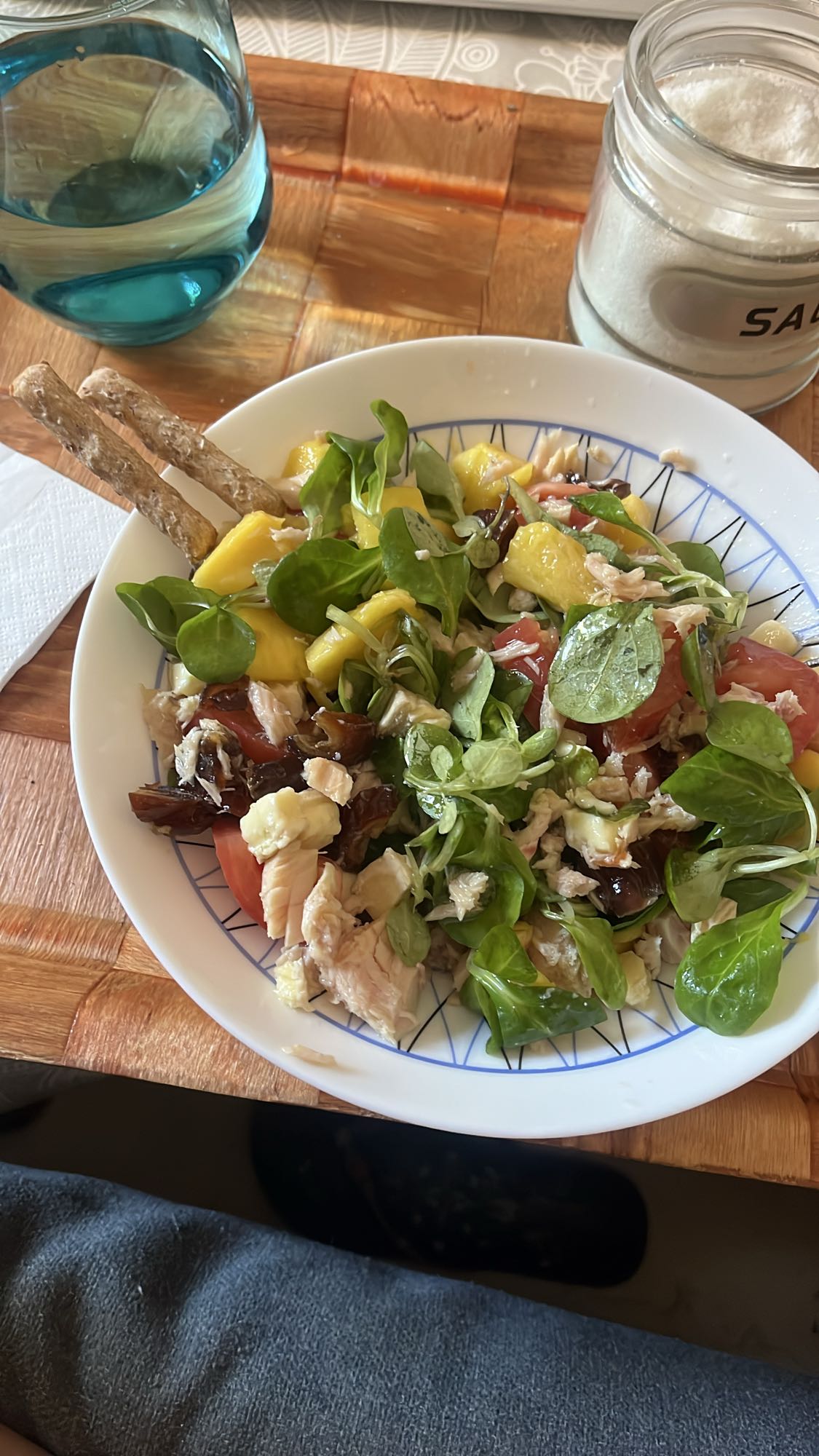 ensalada de pollo tropical