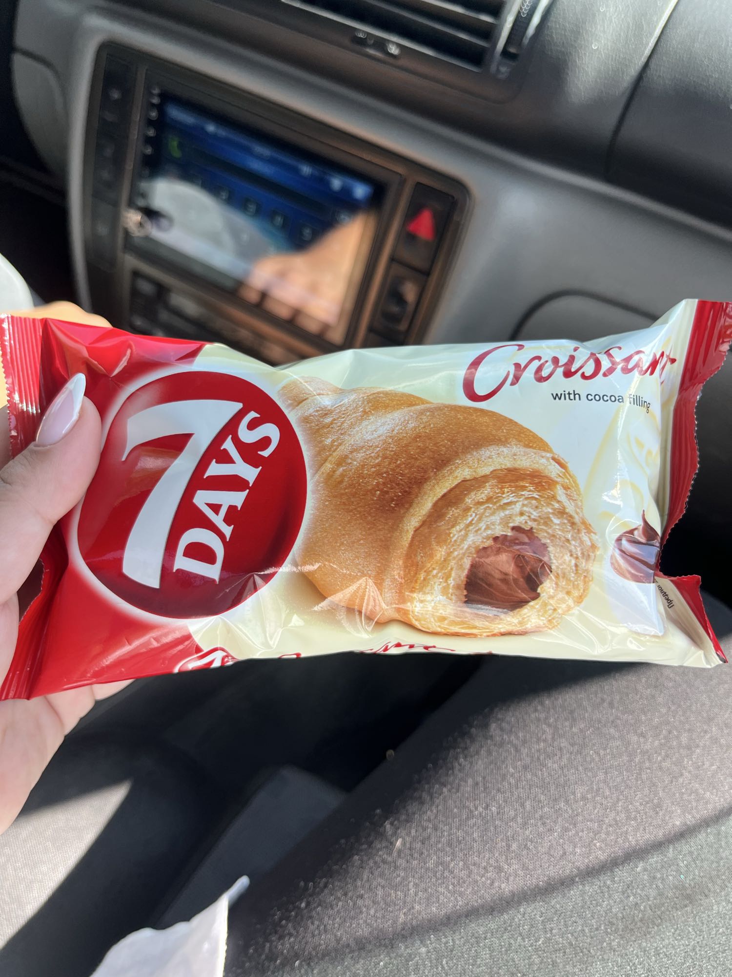 7 Days Cocoa Croissant