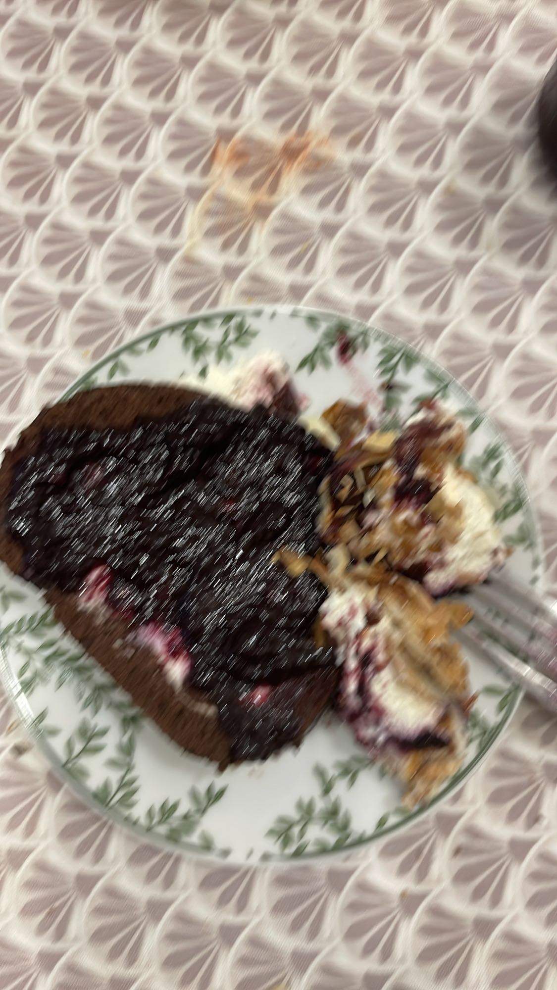 Prăjitură cu fructe de pădure