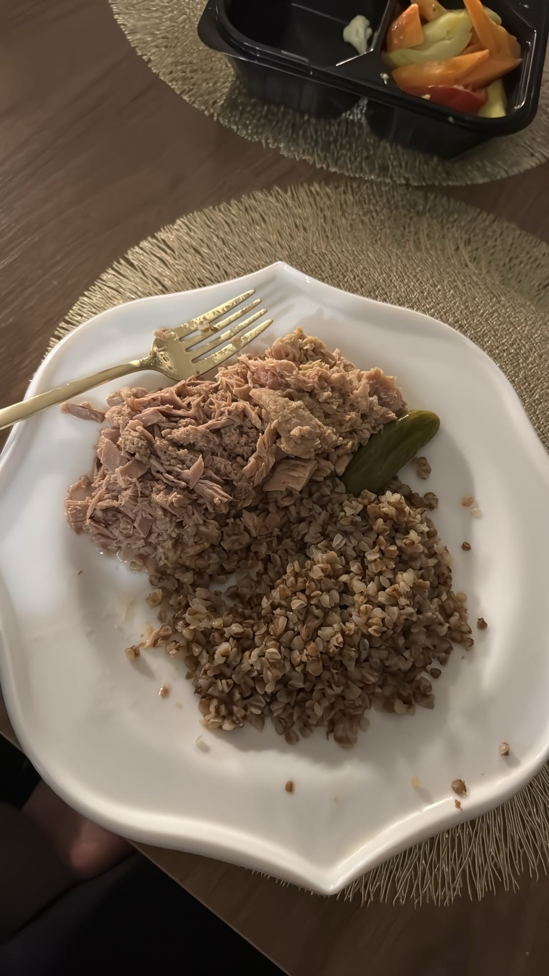 гречка с тунцом