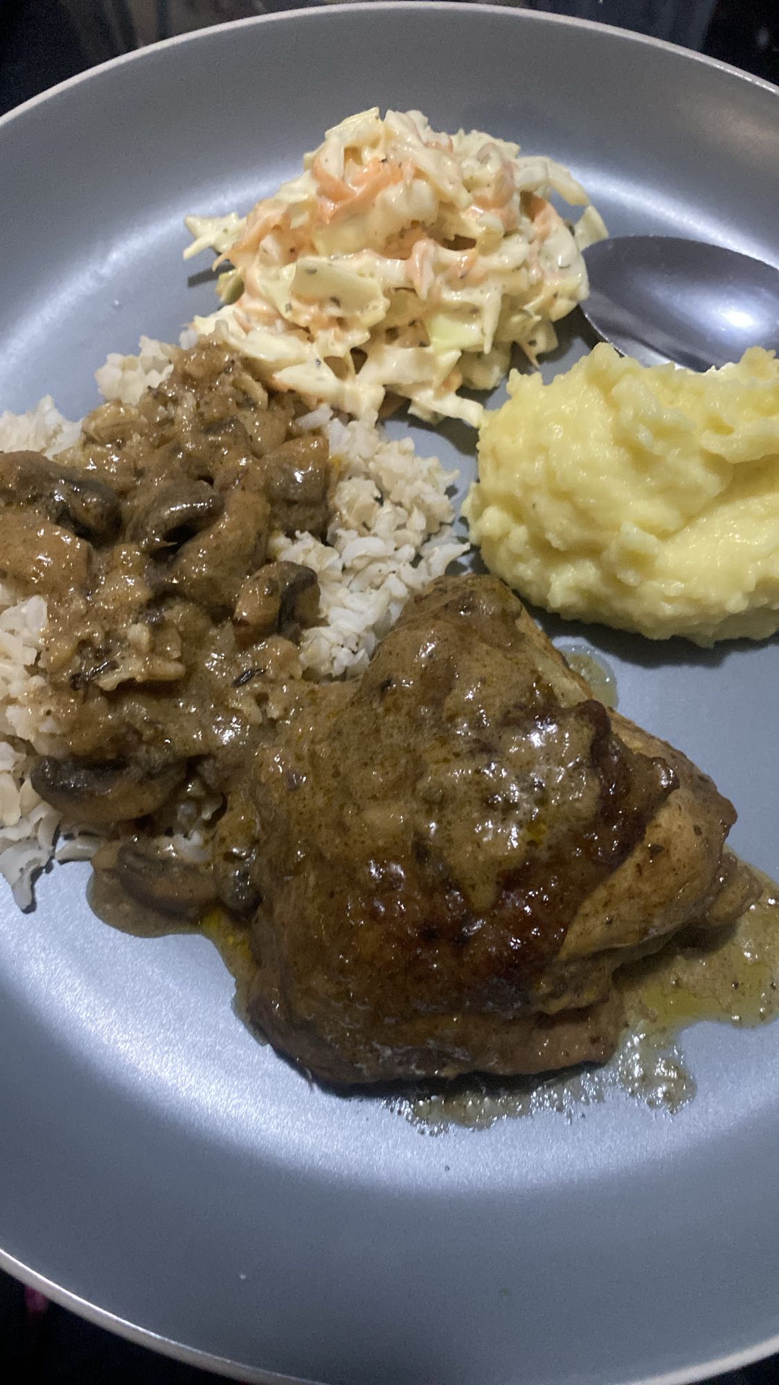 Chicken, rice, mash & slaw