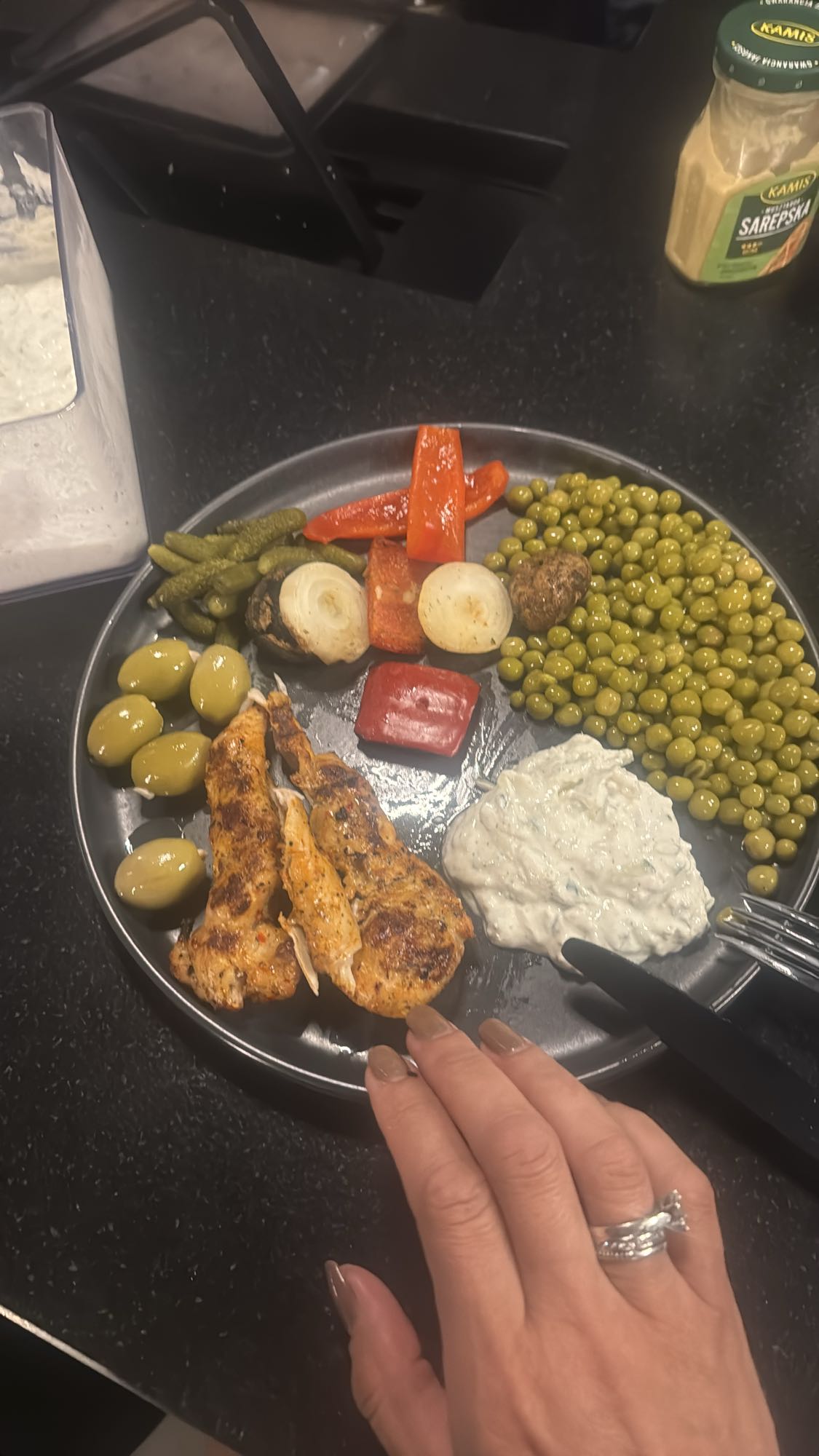 Talerz z kurczakiem i warzywami