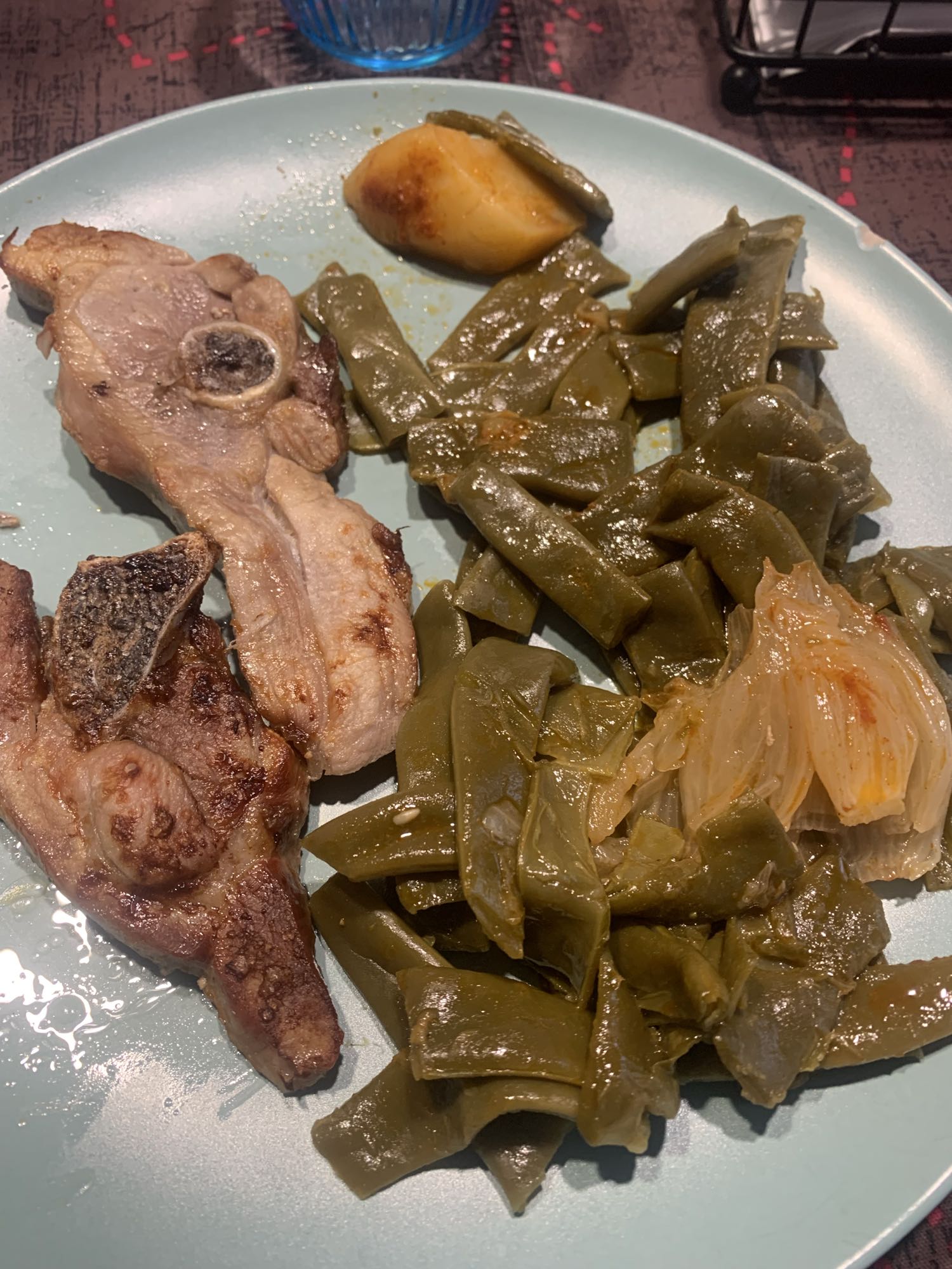 Chuleta con judías verdes