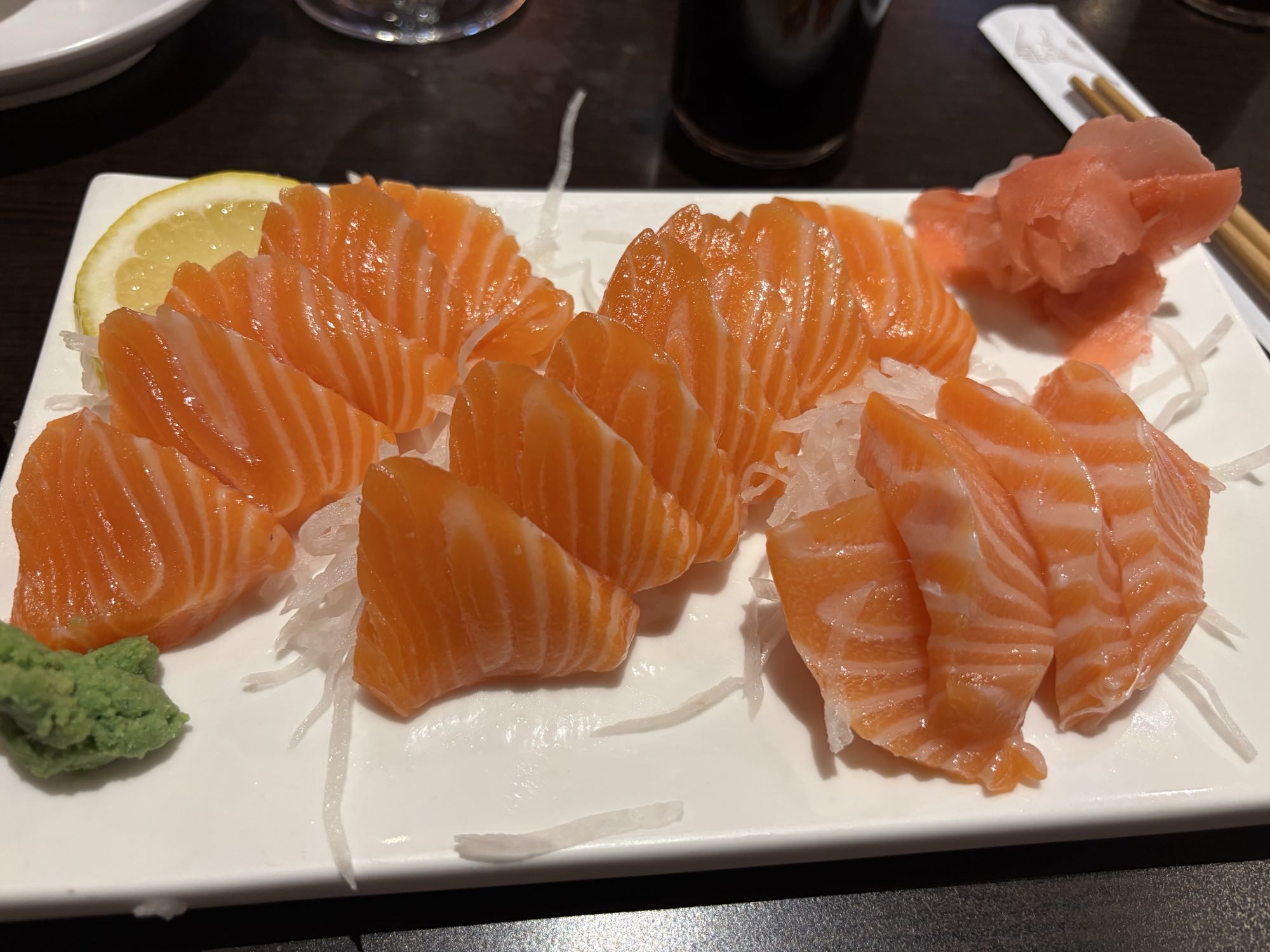 Sashimi de saumon