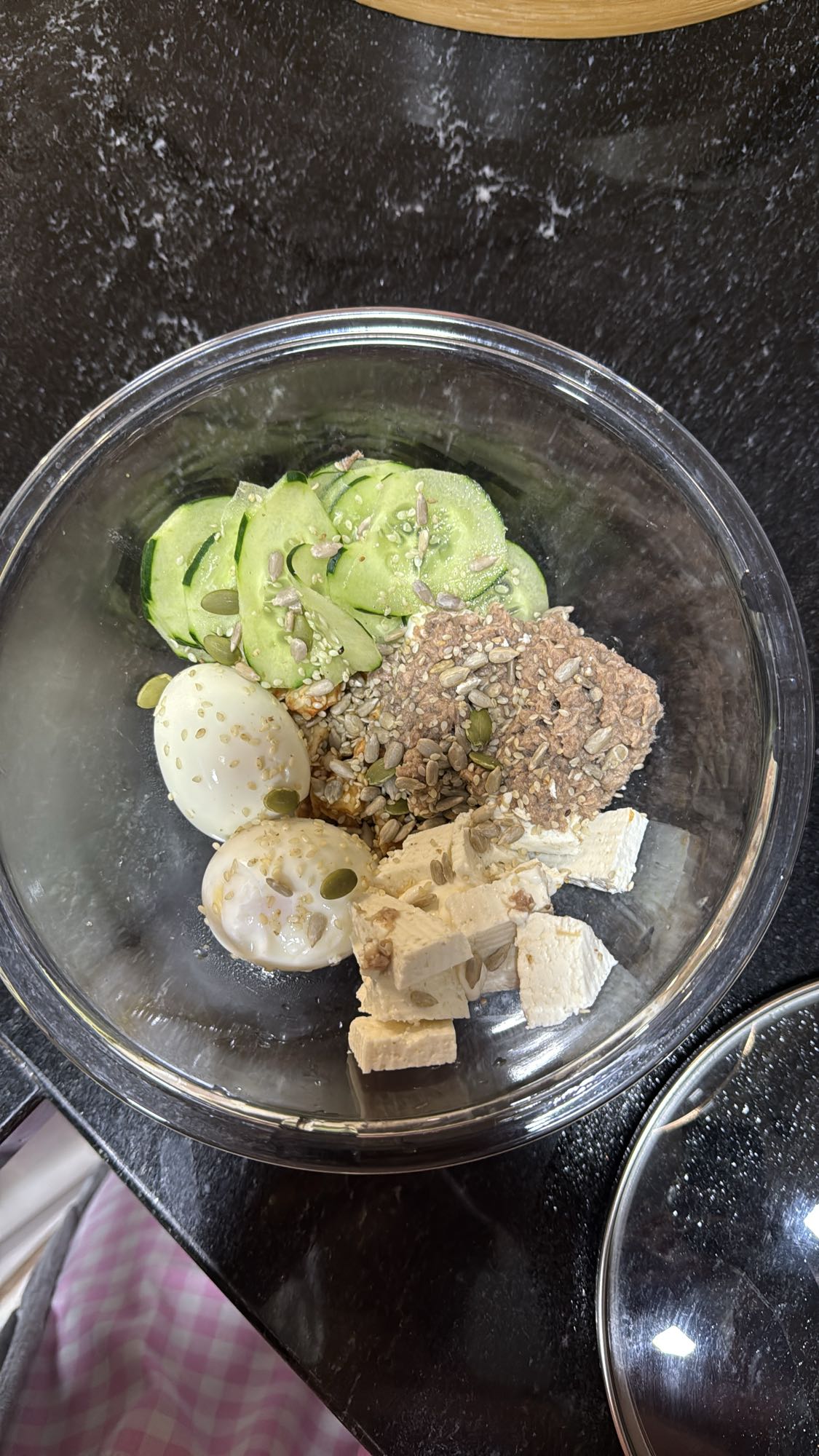 Bowl proteico com sementes