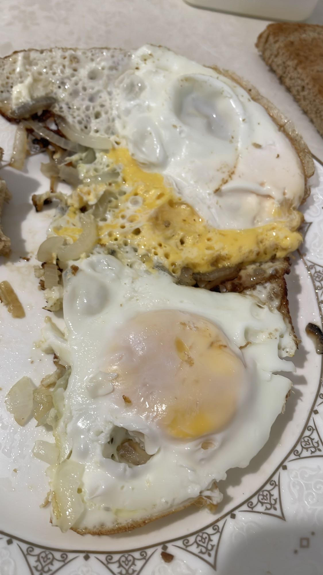 Яичница с луком