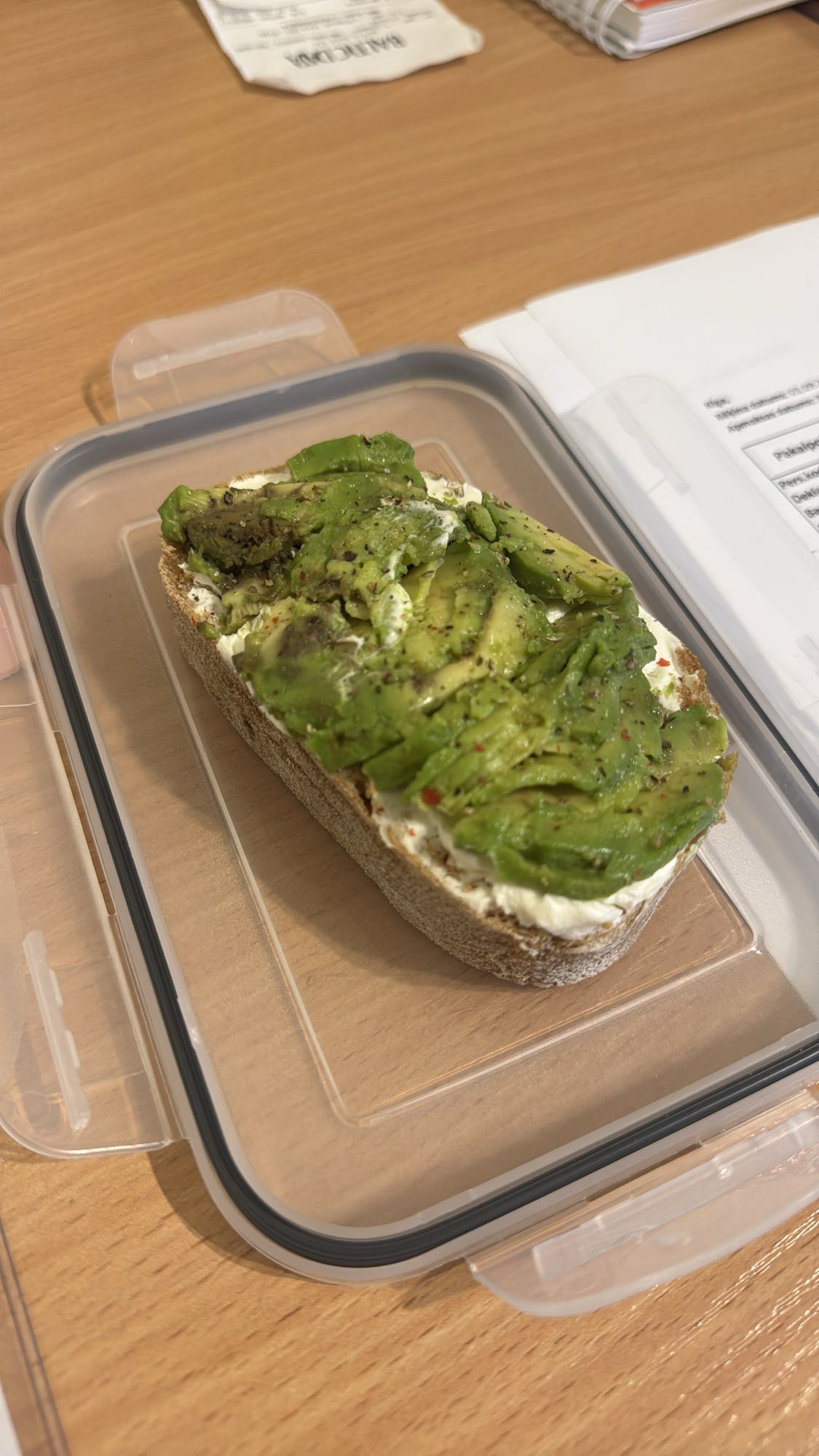 авокадо тост с сыром