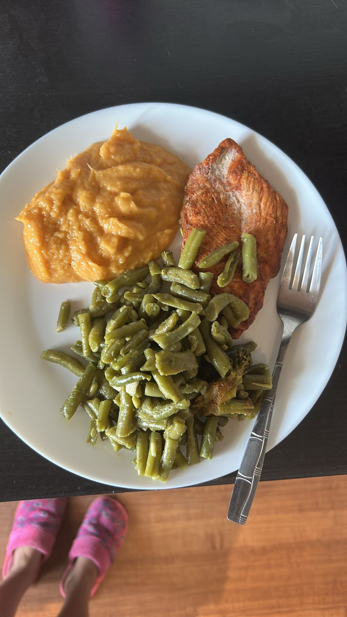 Piept de pui cu legume