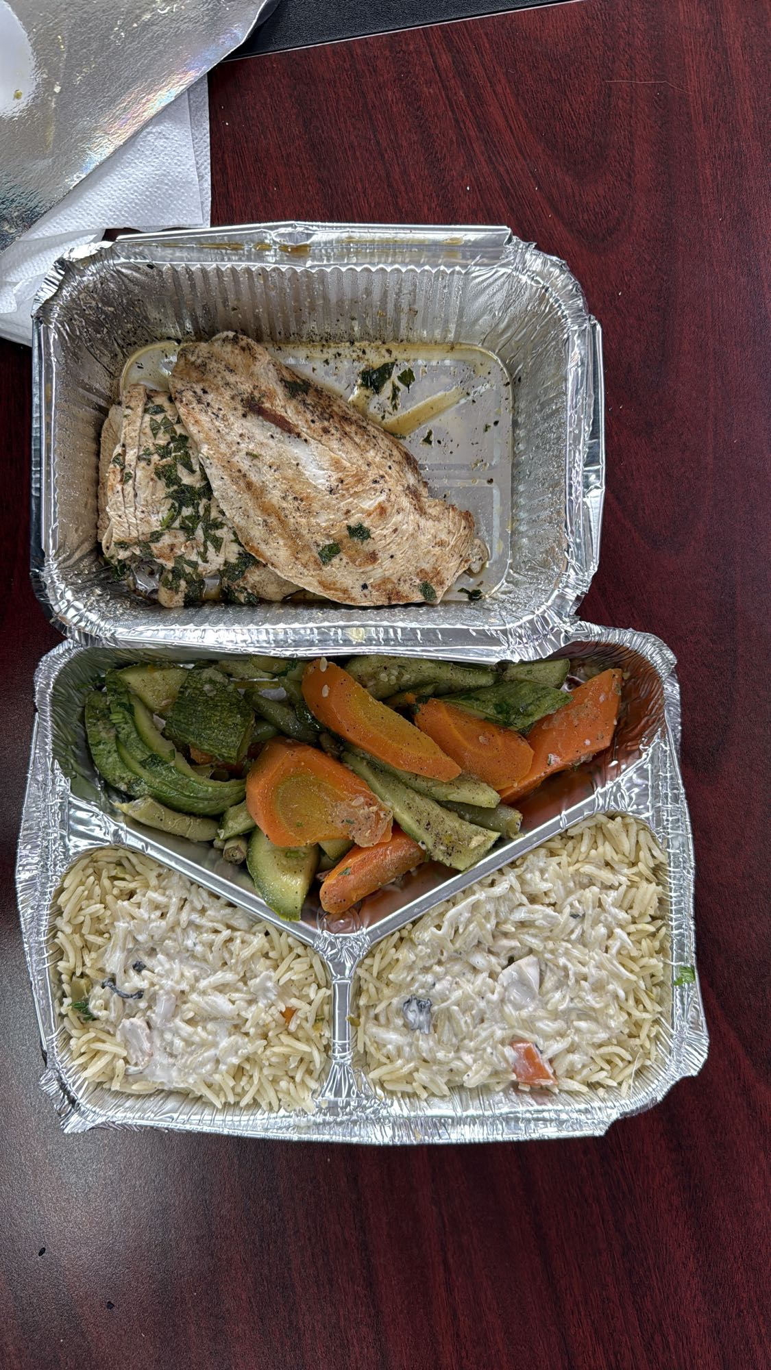 Grilled Chicken with Rice & Veg