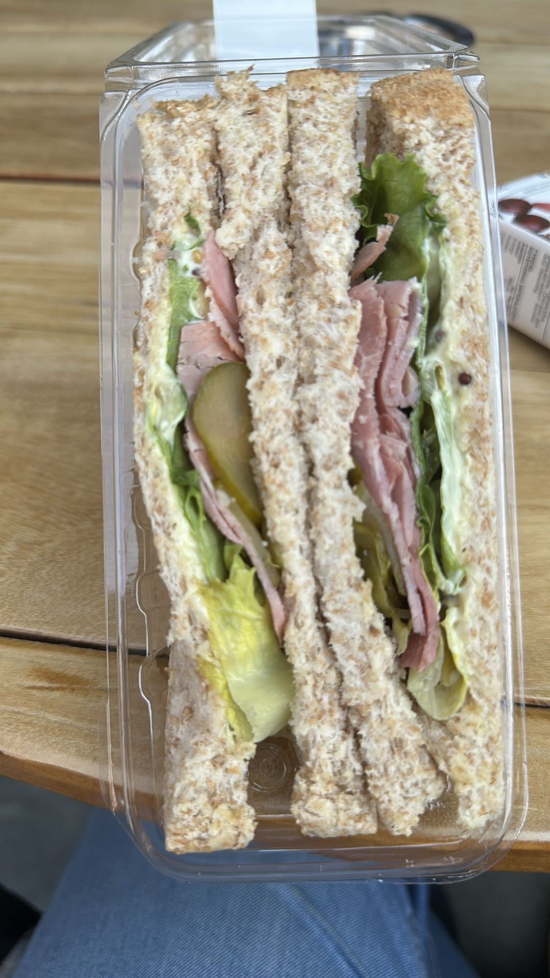Ham whole wheat sandwich