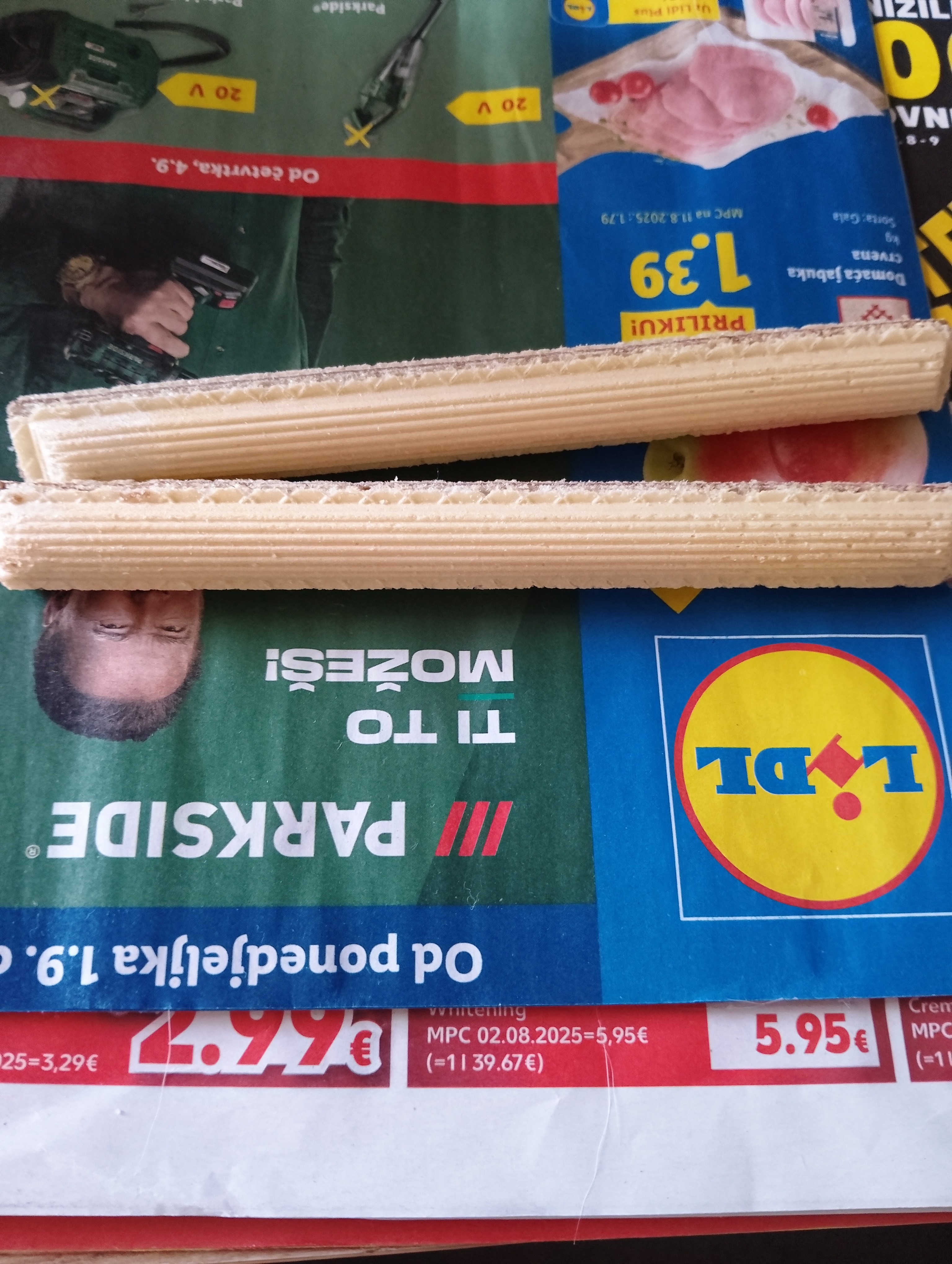 Vanilla wafer sticks
