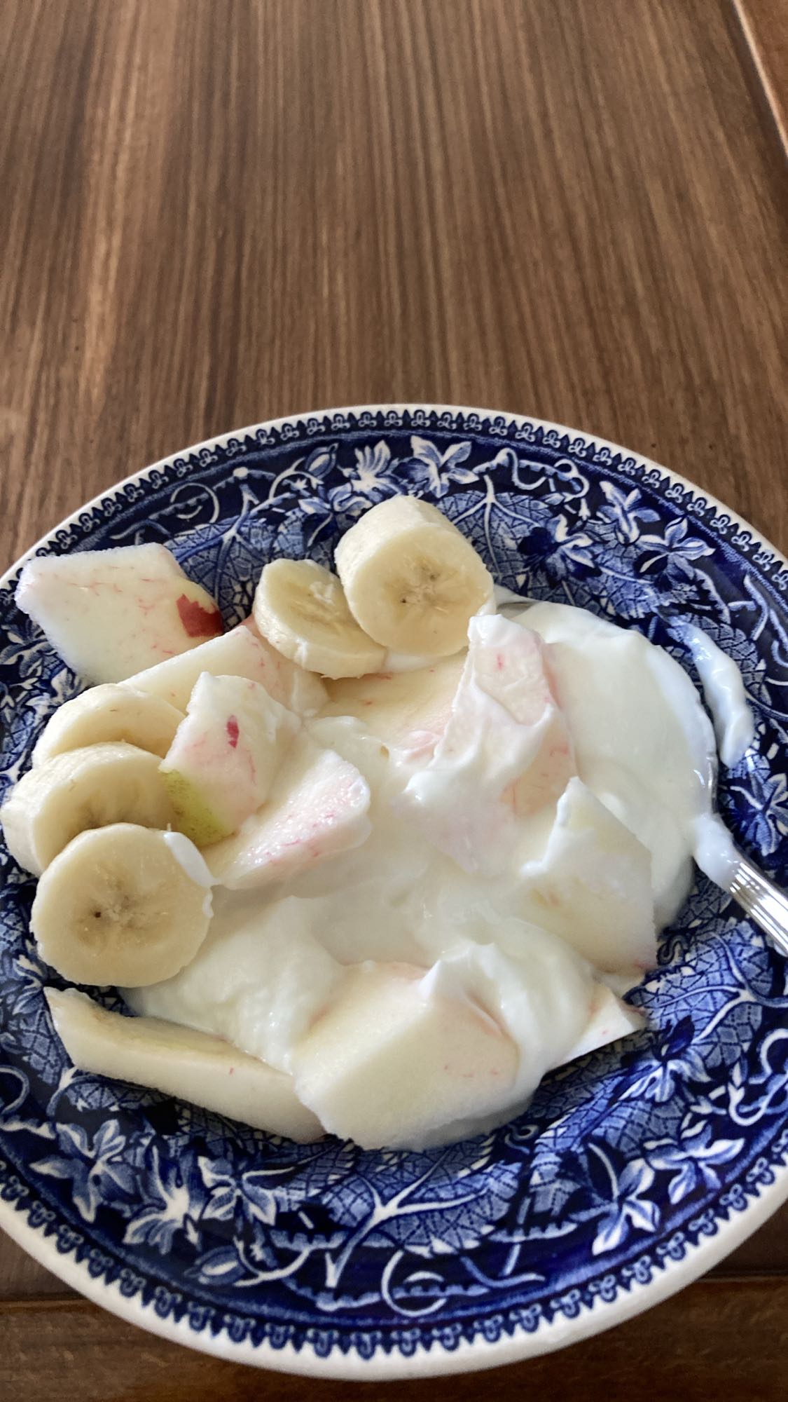 Yoghurt med frukt