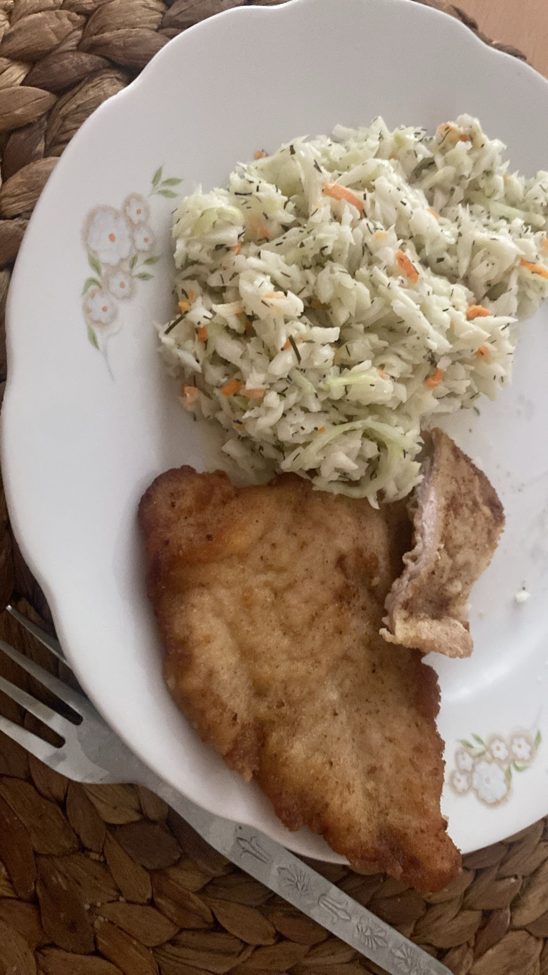 Schabowy z surówką