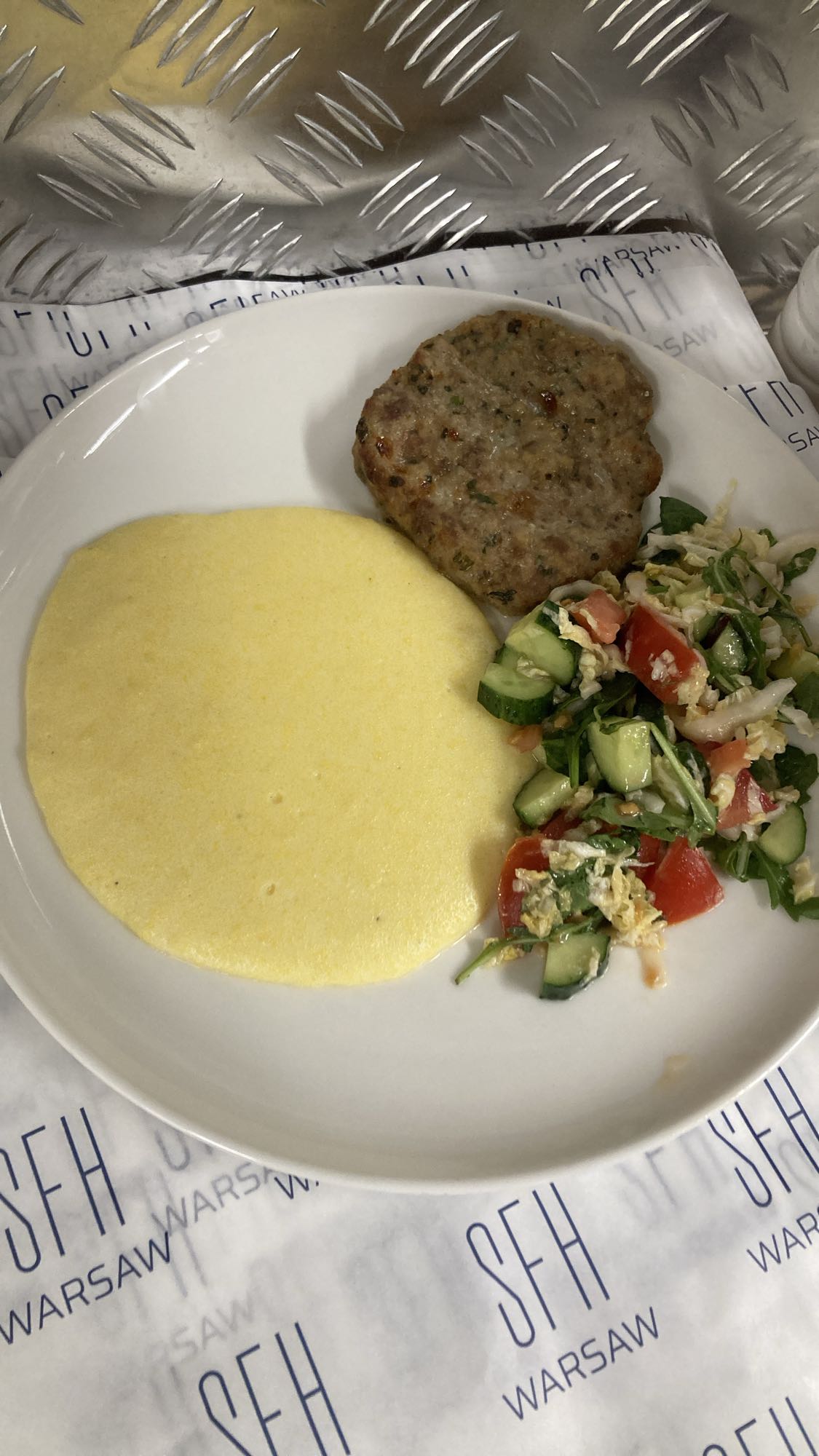 Polenta with patty & salad