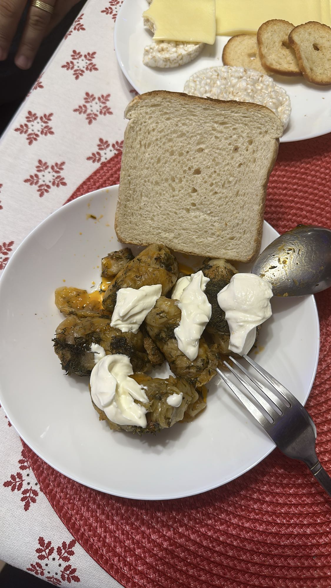 Sarmale cu pâine și smântână