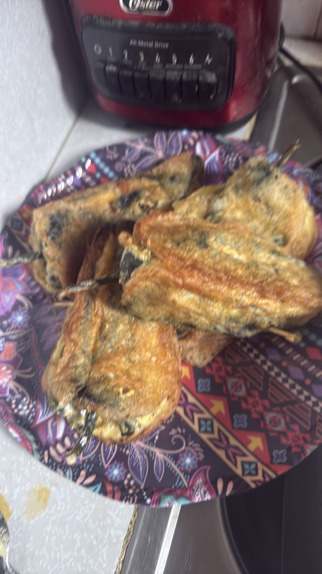 Chiles rellenos fritos