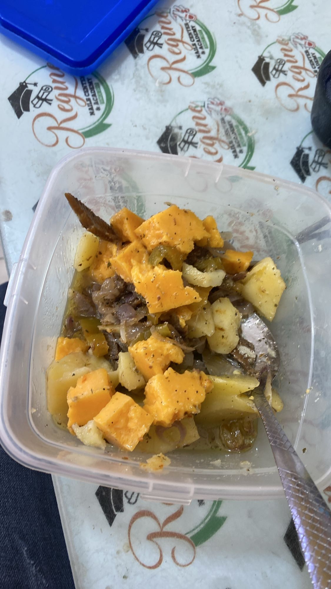 ensalada de papa y queso