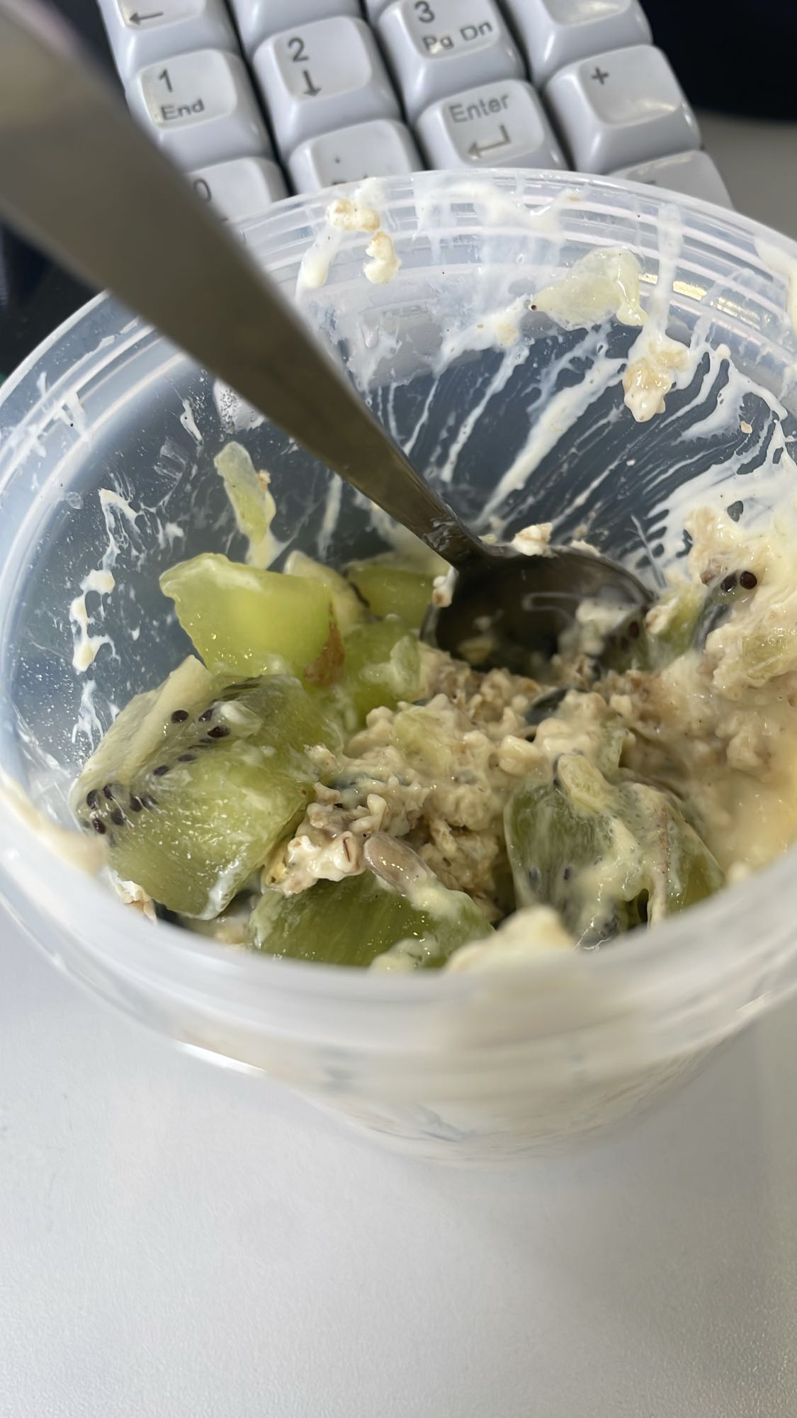 kiwi yoghurt havermout