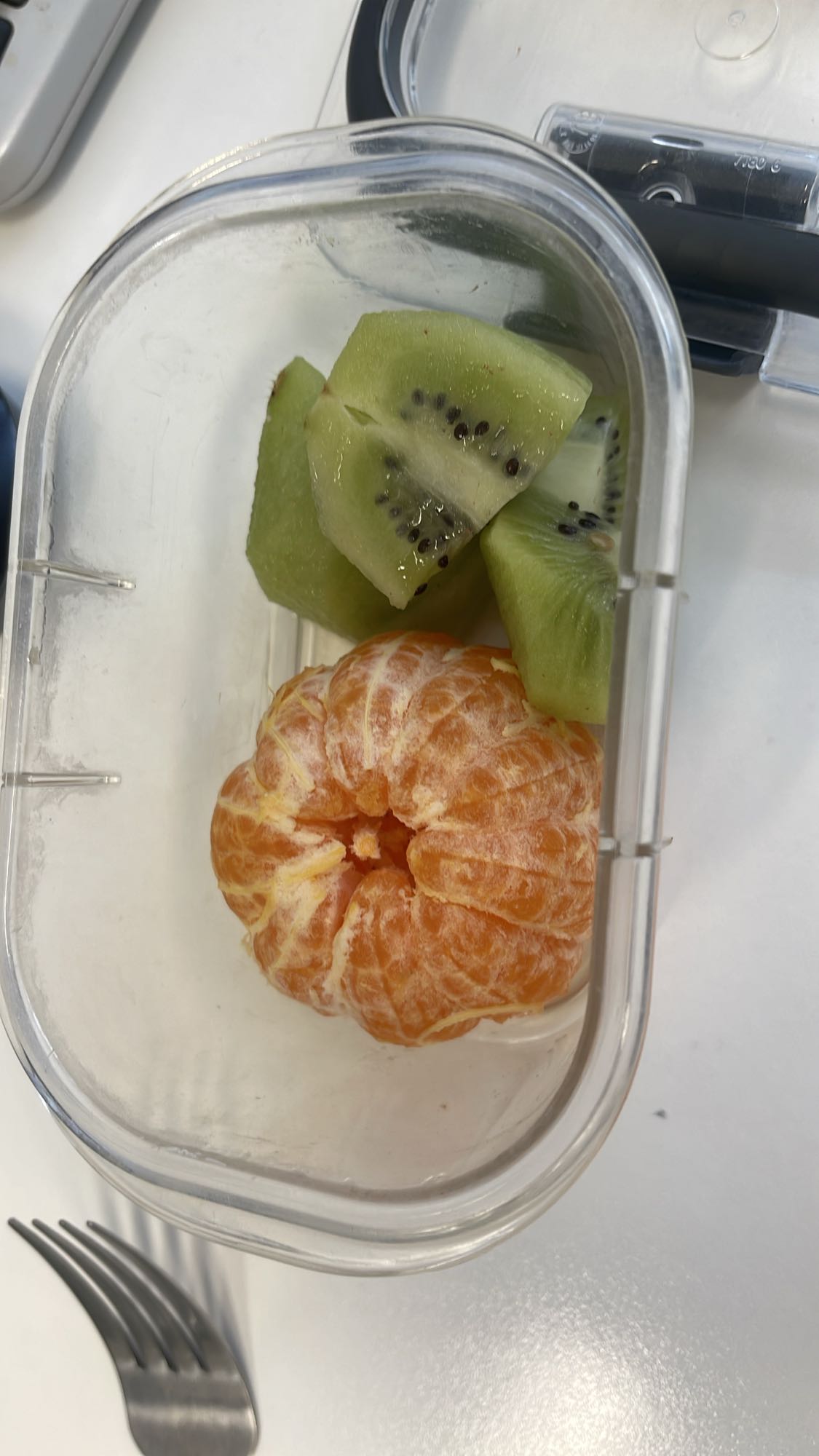 Fruta fresca en tupper