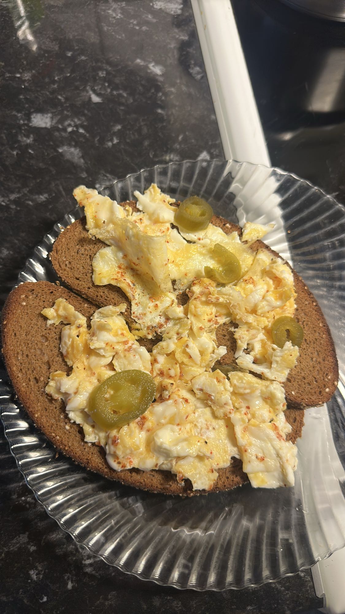 Äggmacka med jalapeño