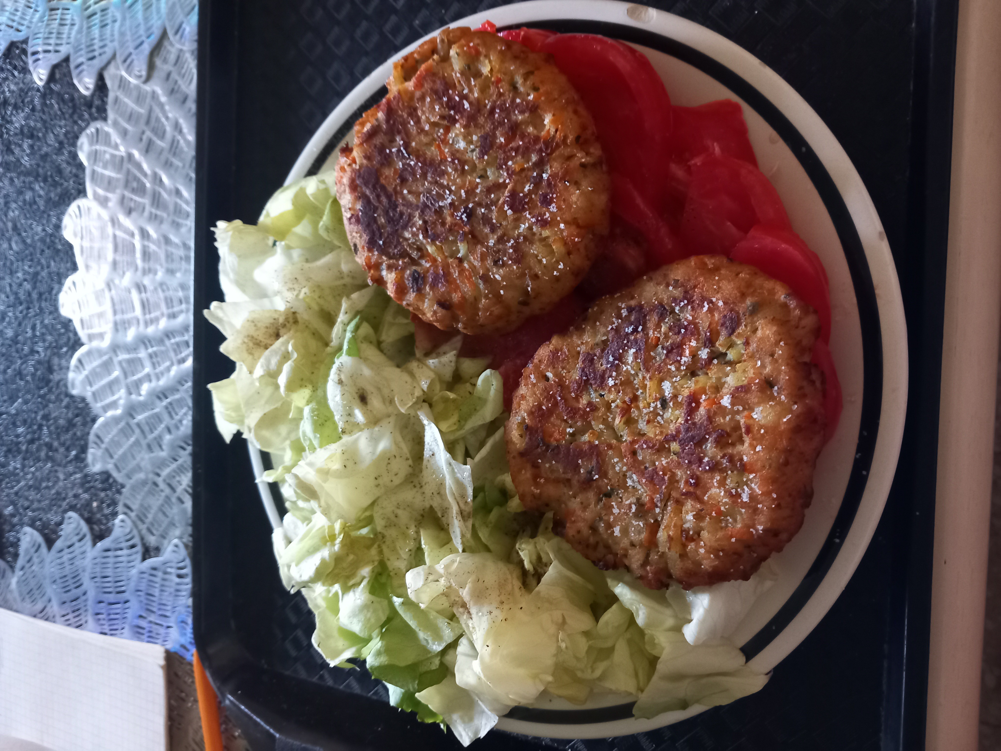 Galettes avec salade