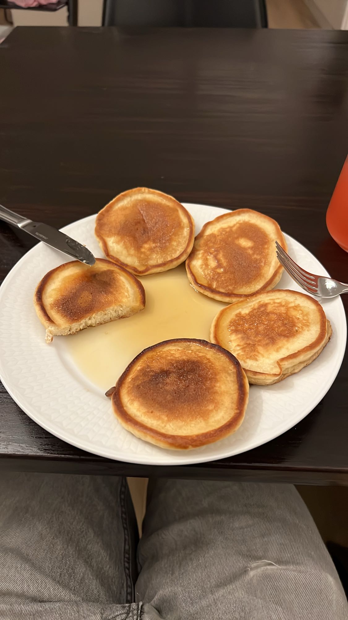Protein pannkakor med lönnsirap