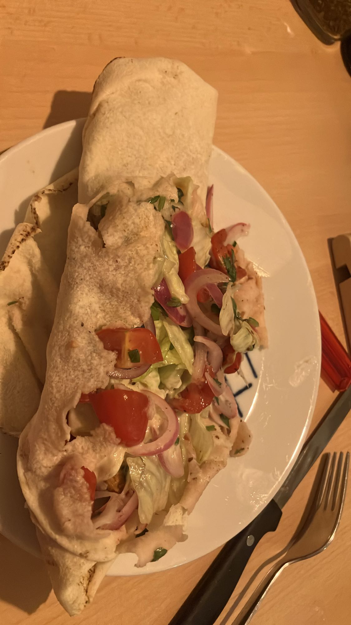 Wrap de frango com legumes